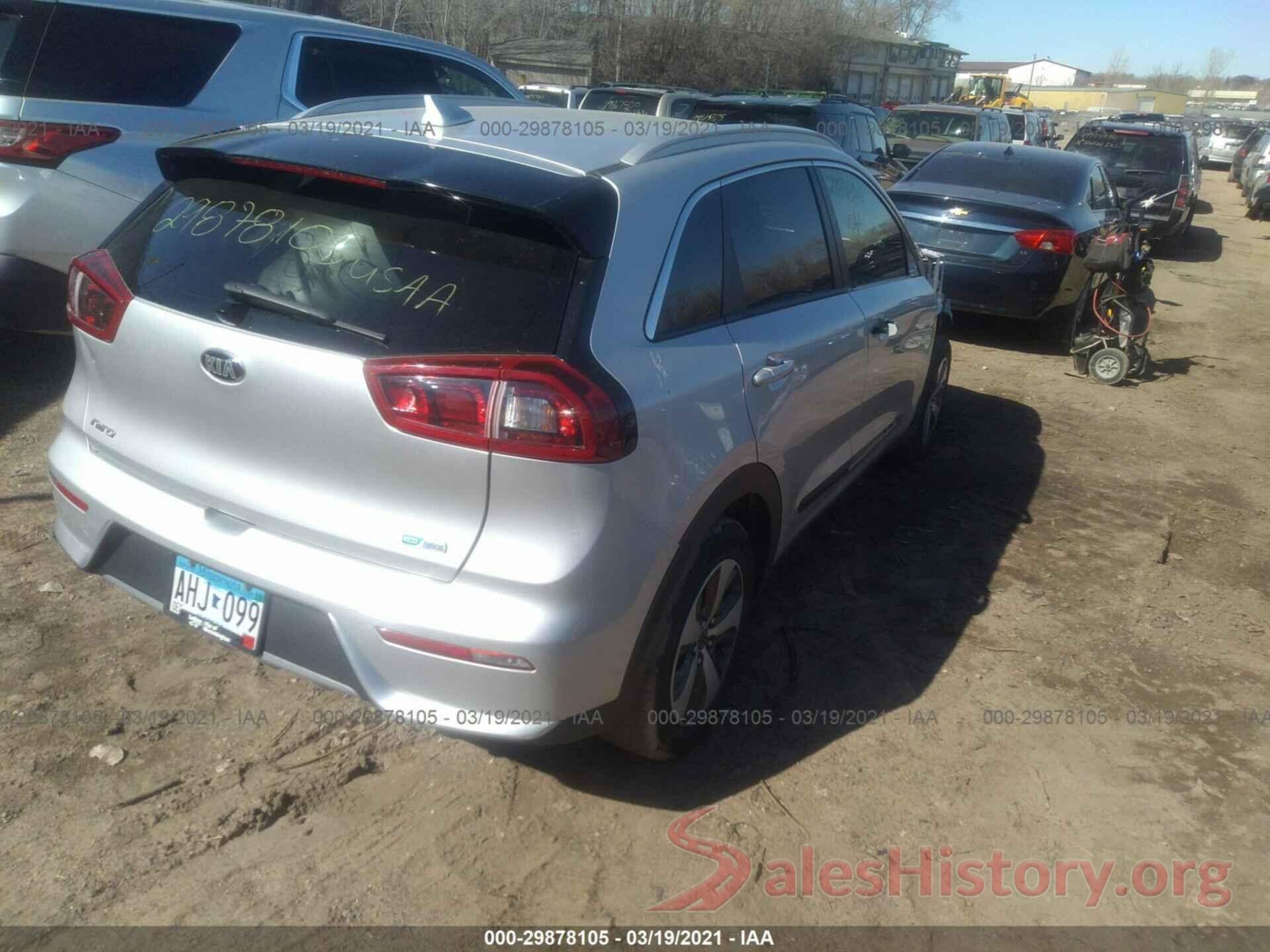 KNDCC3LC6H5086702 2017 KIA NIRO