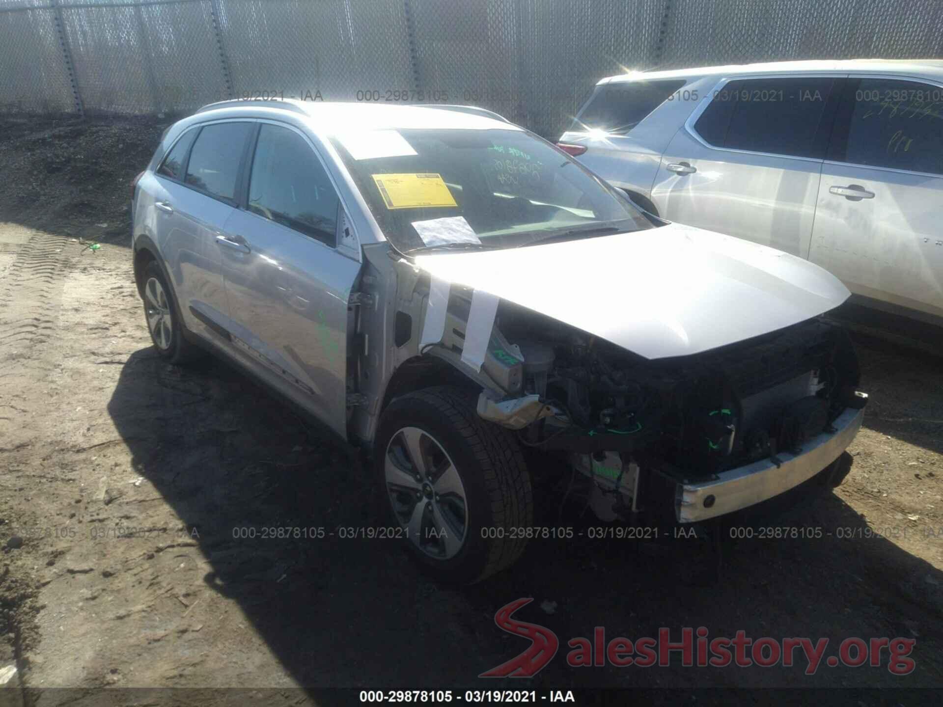 KNDCC3LC6H5086702 2017 KIA NIRO