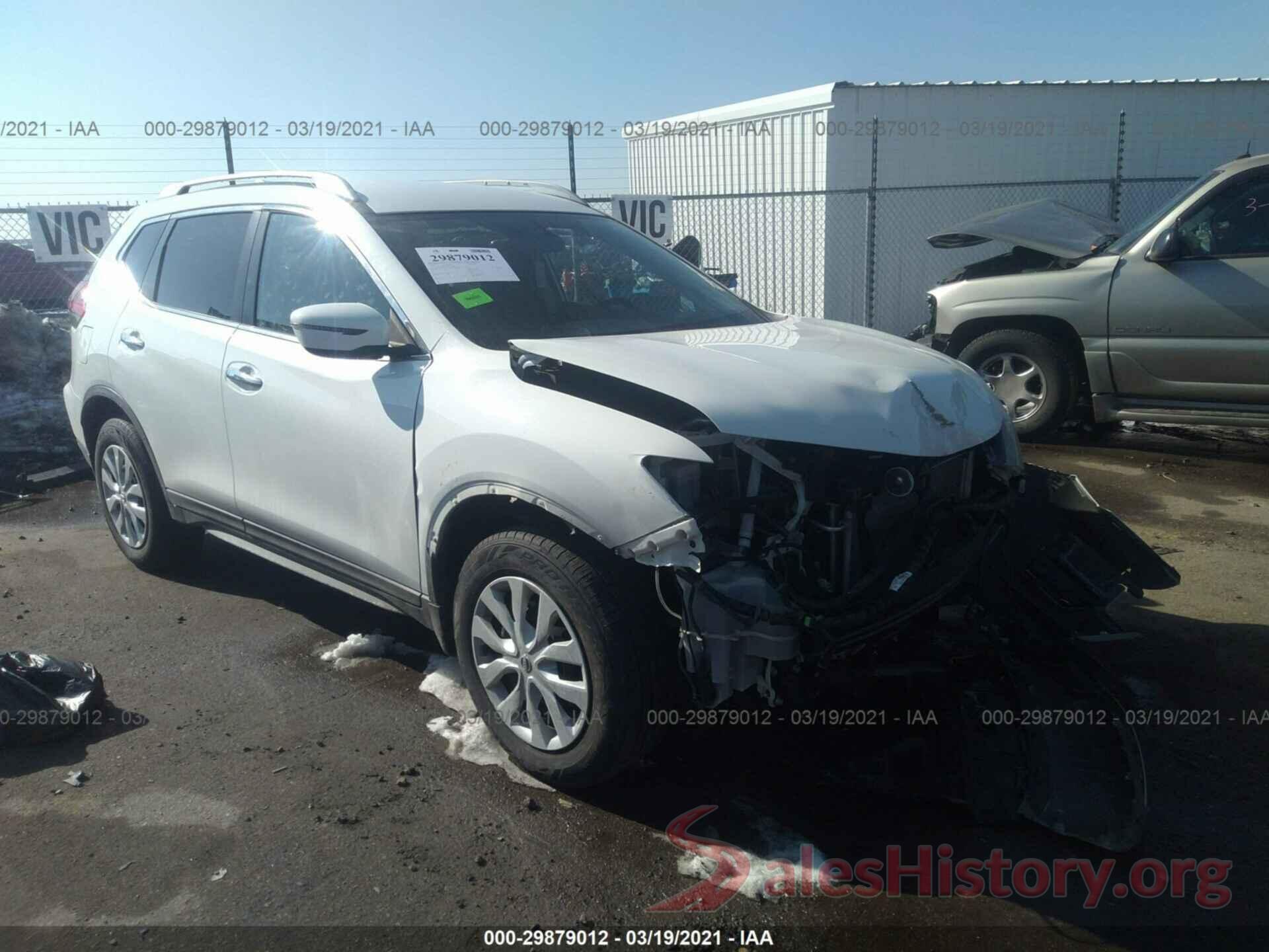 5N1AT2MM6HC813384 2017 NISSAN ROGUE