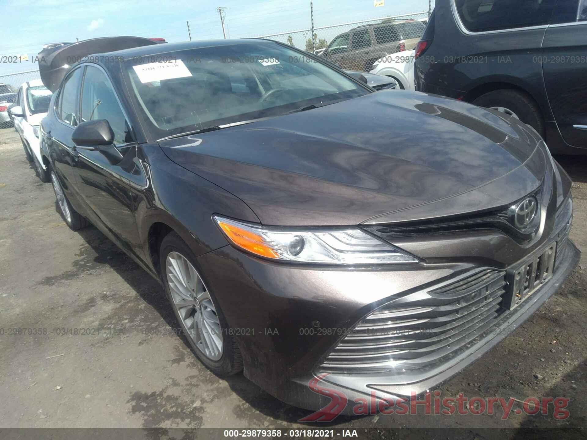 4T1B11HK9JU014096 2018 TOYOTA CAMRY