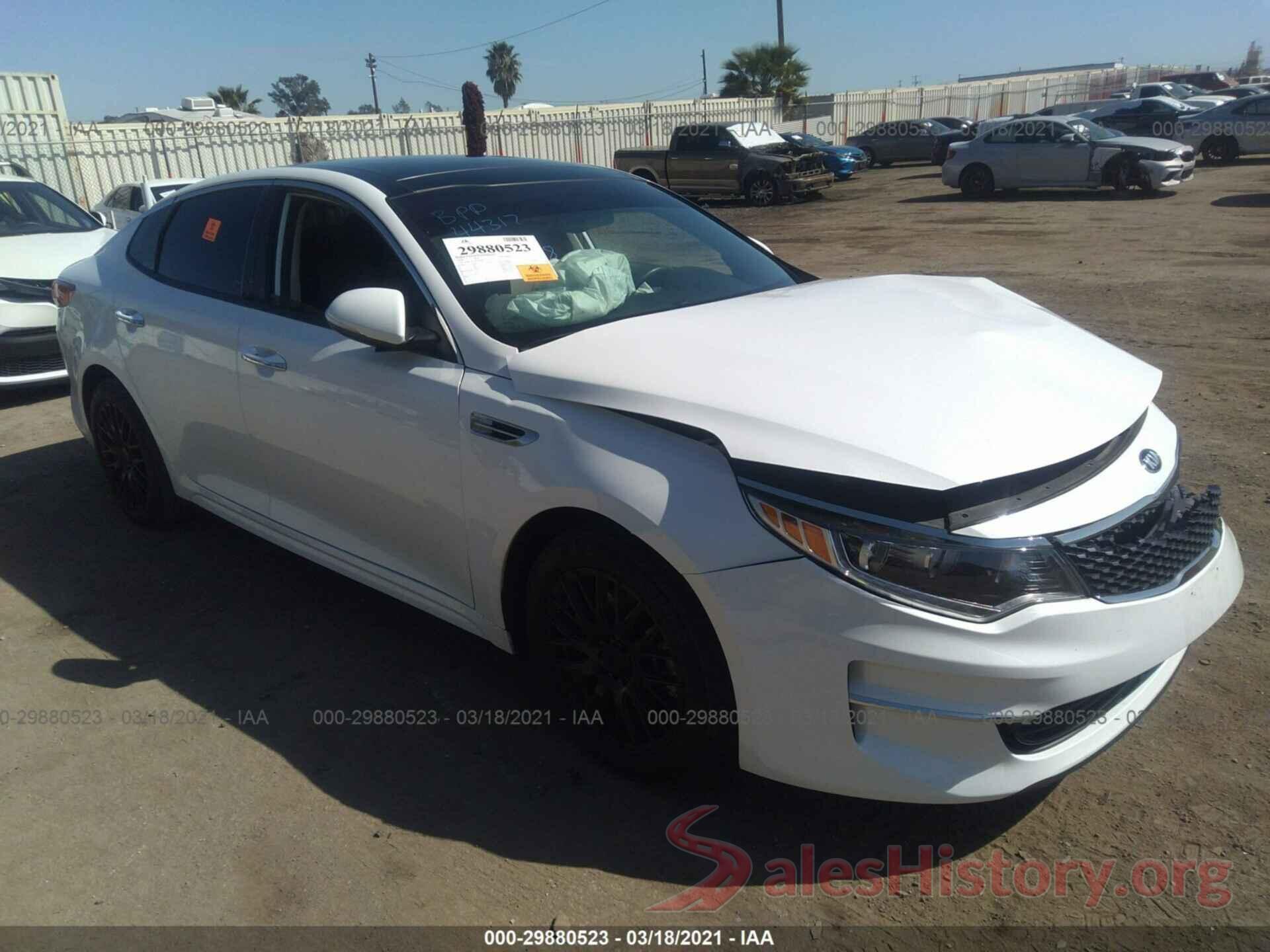 5XXGU4L37JG204083 2018 KIA OPTIMA