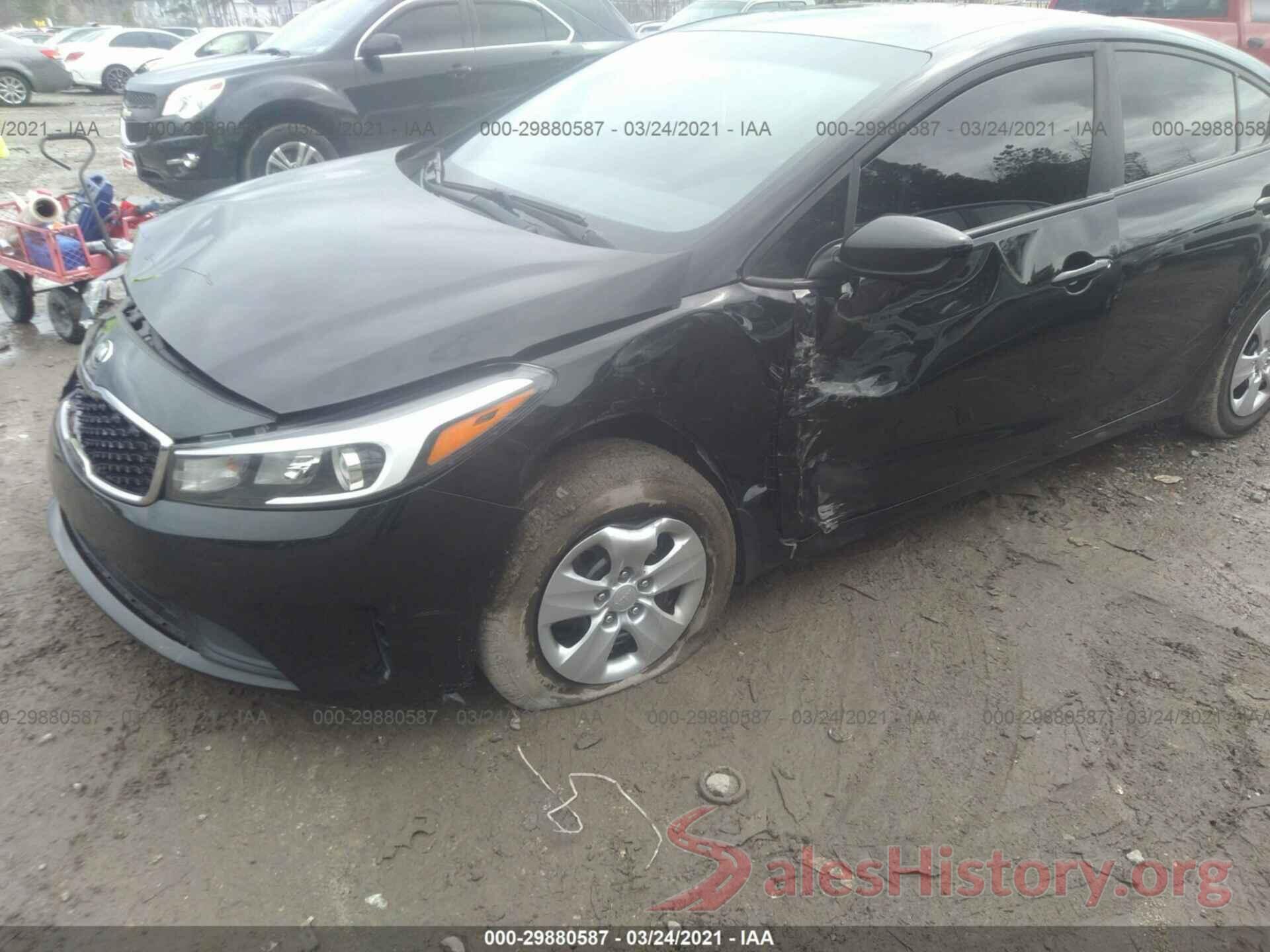 3KPFK4A72HE115886 2017 KIA FORTE