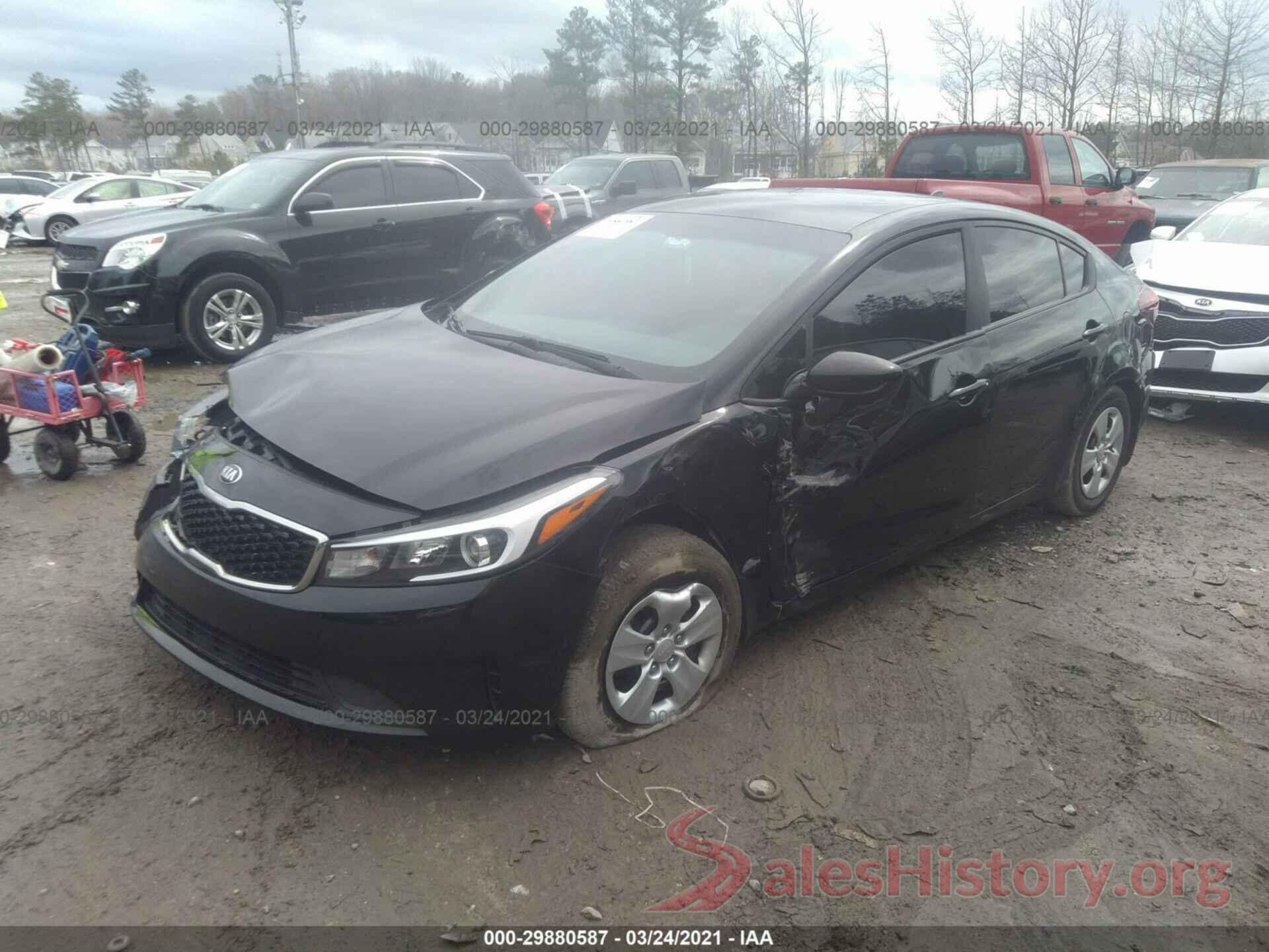 3KPFK4A72HE115886 2017 KIA FORTE