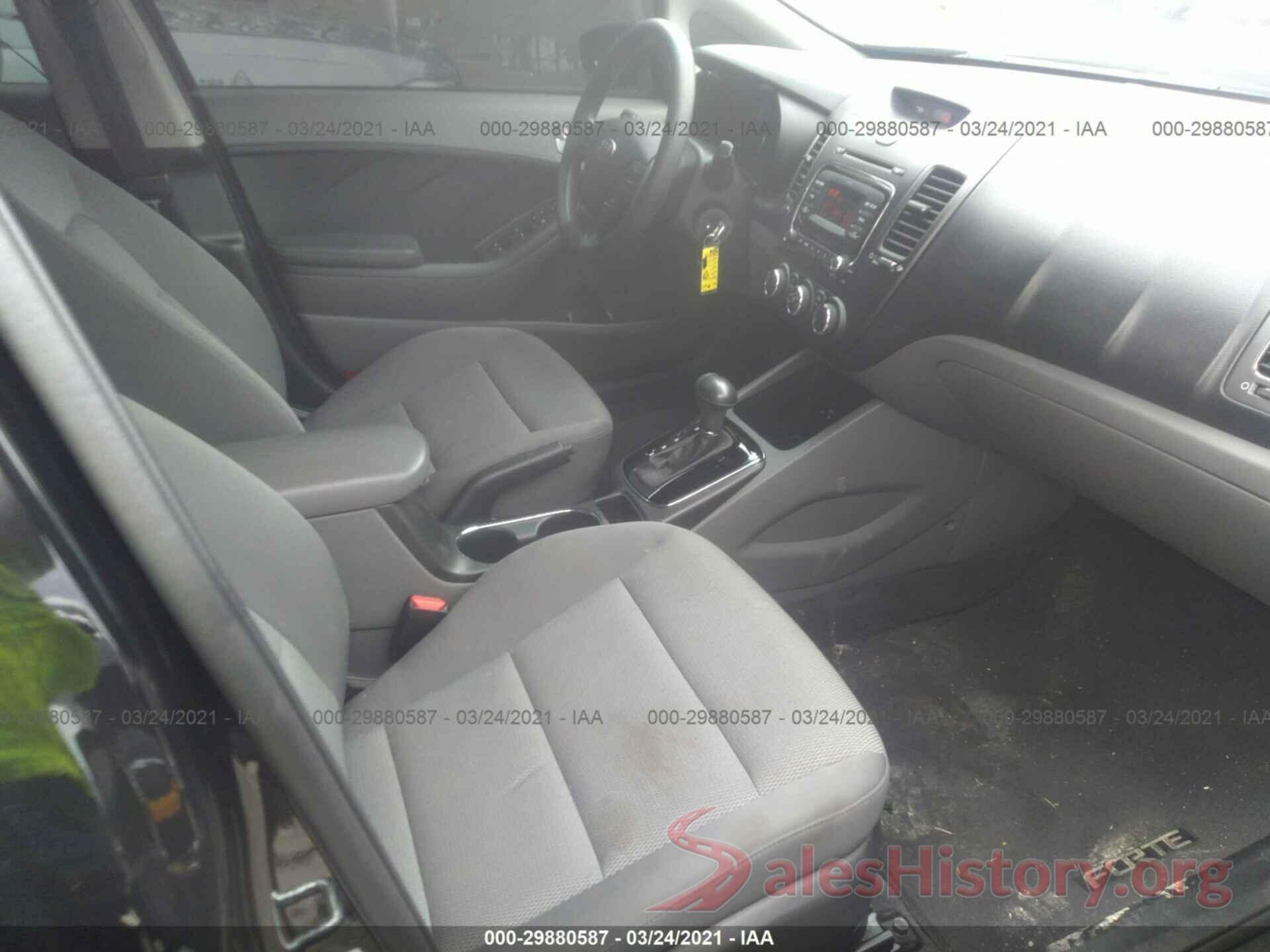 3KPFK4A72HE115886 2017 KIA FORTE