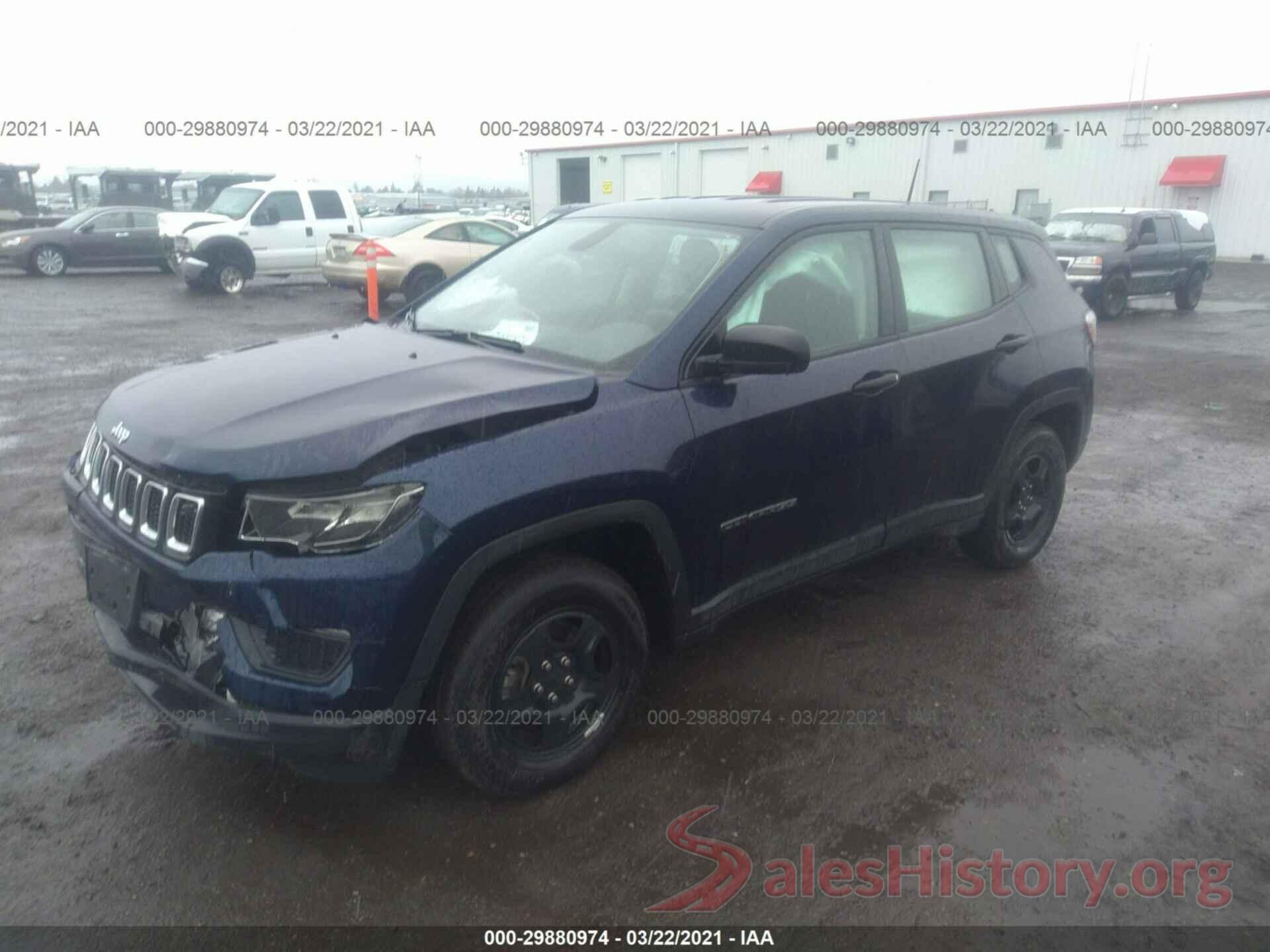 3C4NJCAB8JT137213 2018 JEEP COMPASS