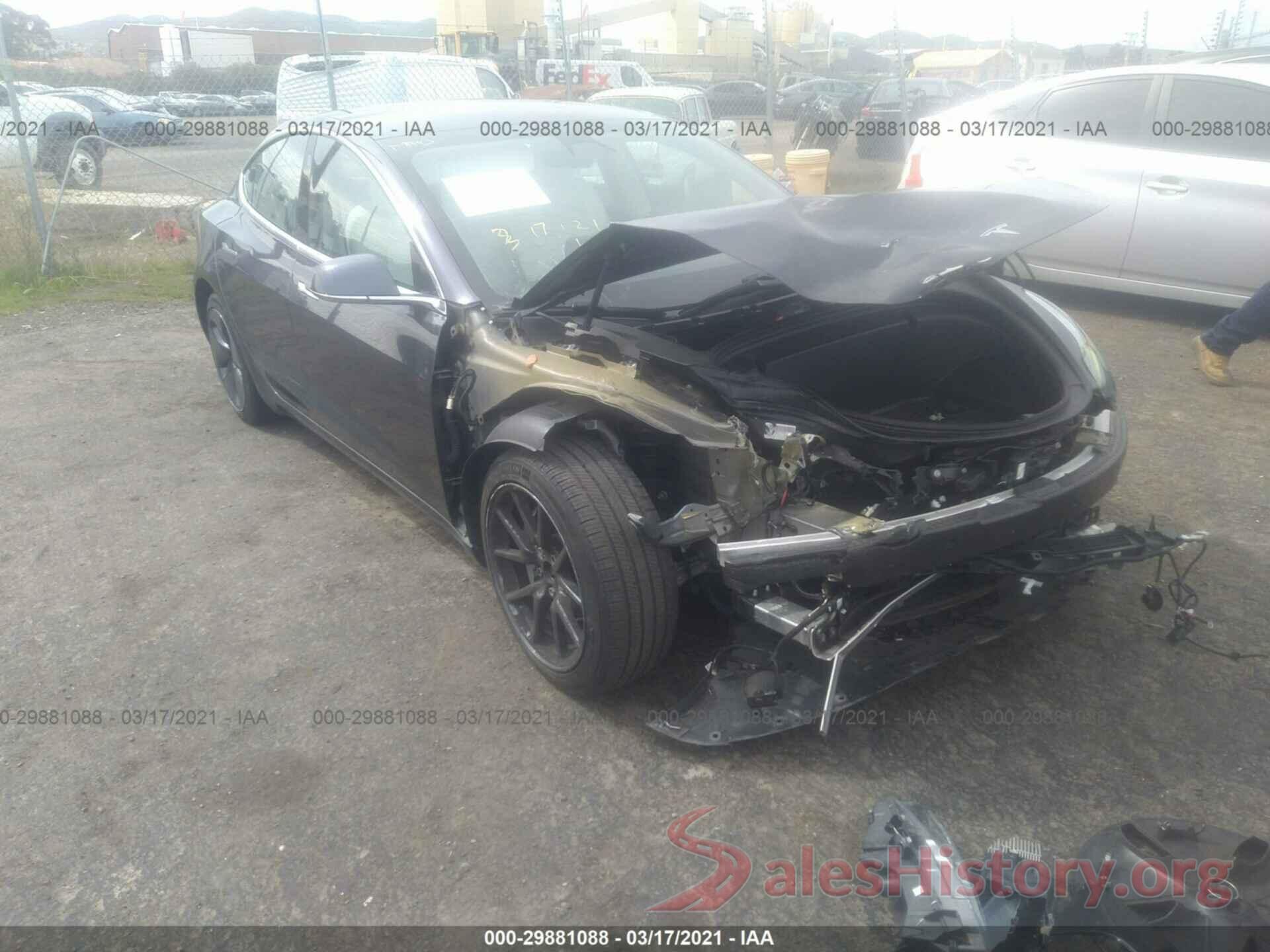 5YJ3E1EB9JF096048 2018 TESLA MODEL 3