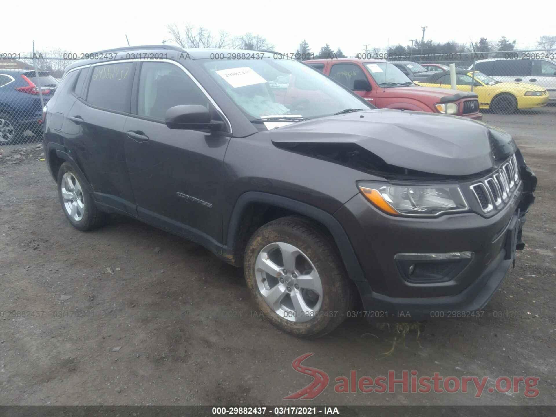 3C4NJDBB3JT115589 2018 JEEP COMPASS