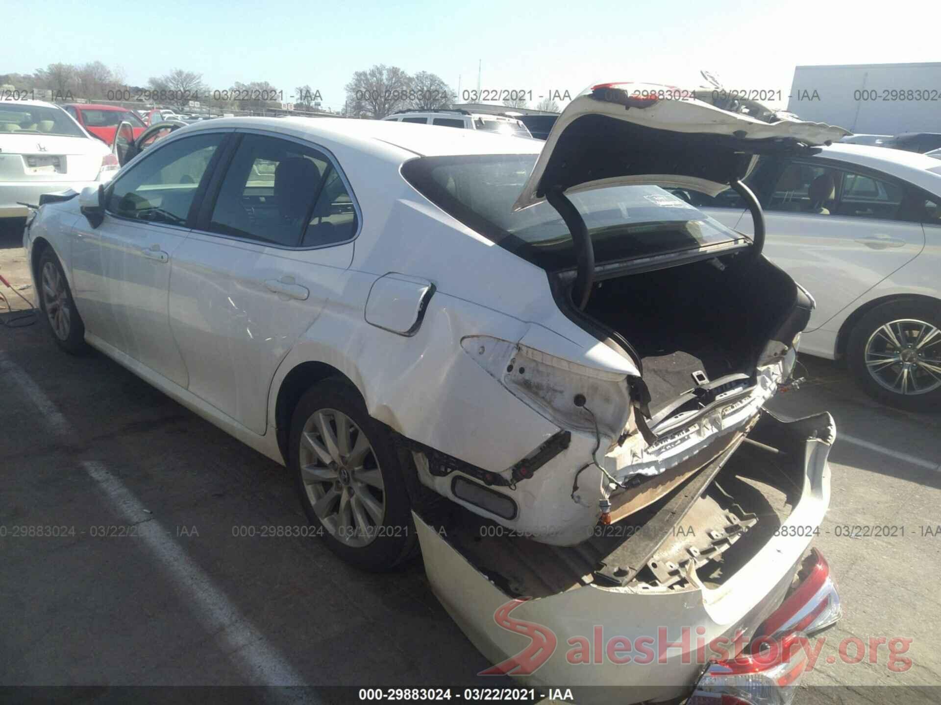 4T1B11HK9JU645754 2018 TOYOTA CAMRY