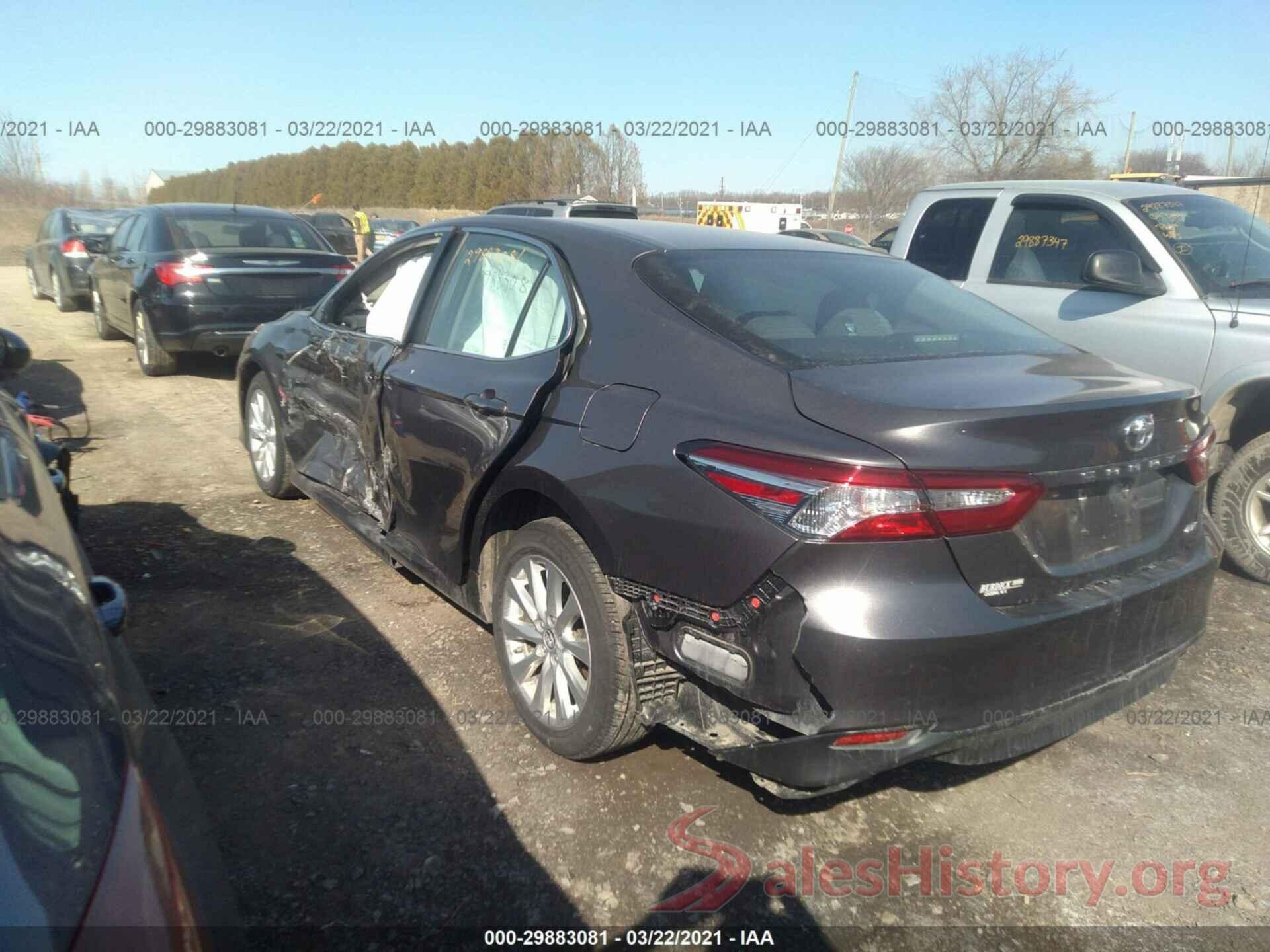 4T1B11HK9JU023106 2018 TOYOTA CAMRY