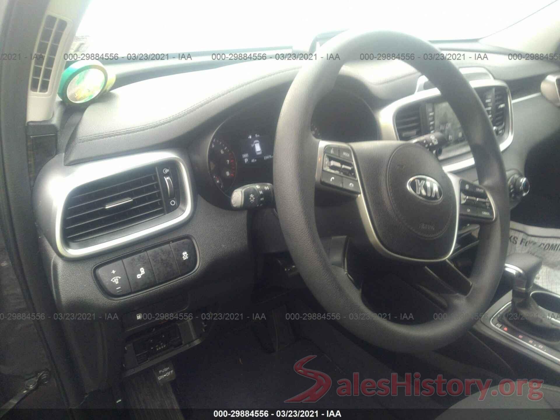 5XYPGDA31KG525740 2019 KIA SORENTO