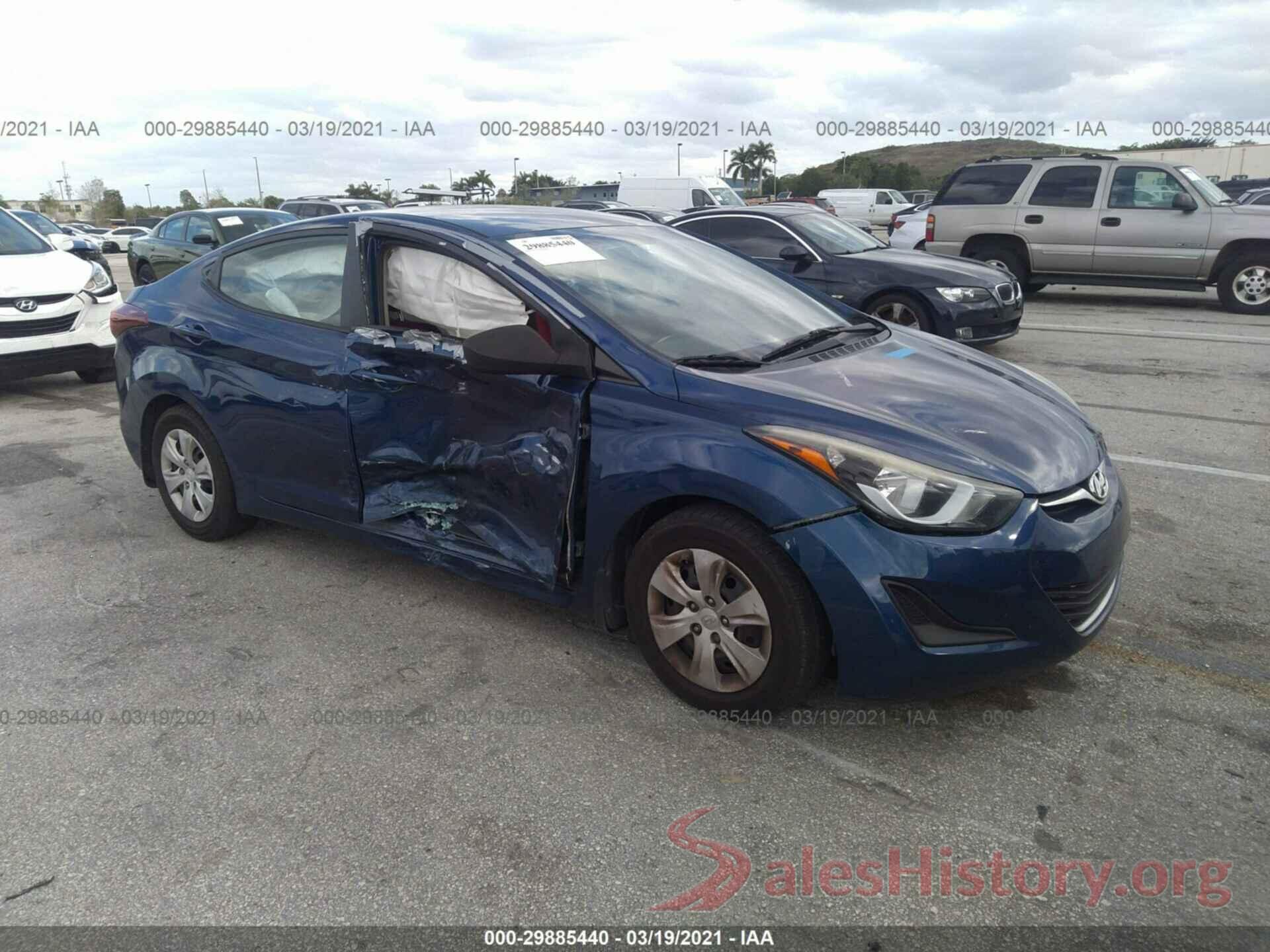 5NPDH4AE3GH714200 2016 HYUNDAI ELANTRA