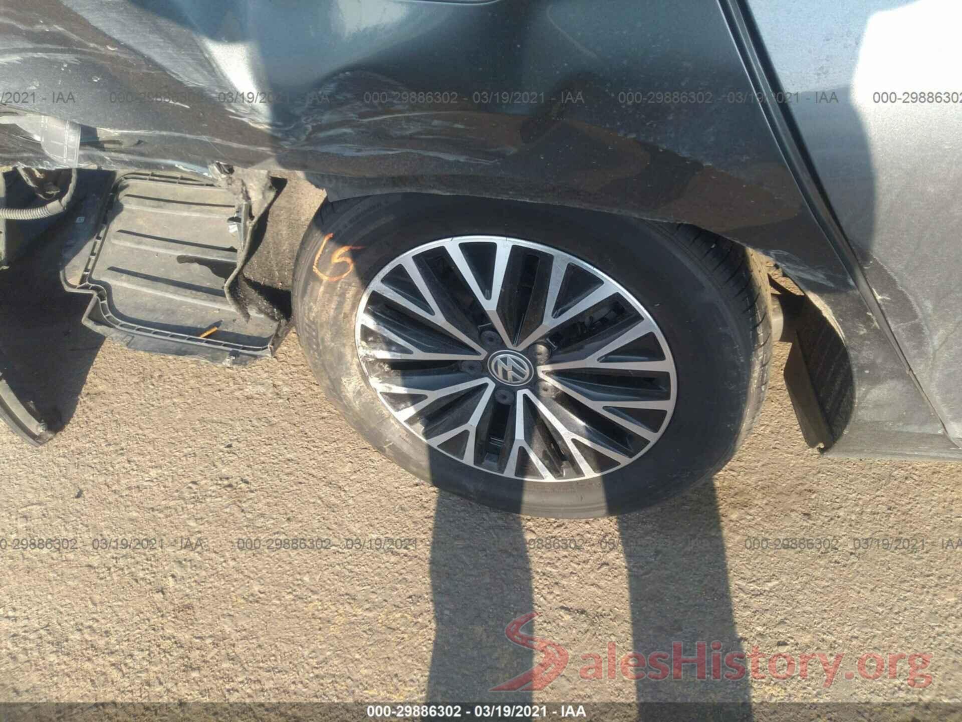 3VWE57BU3KM048699 2019 VOLKSWAGEN JETTA