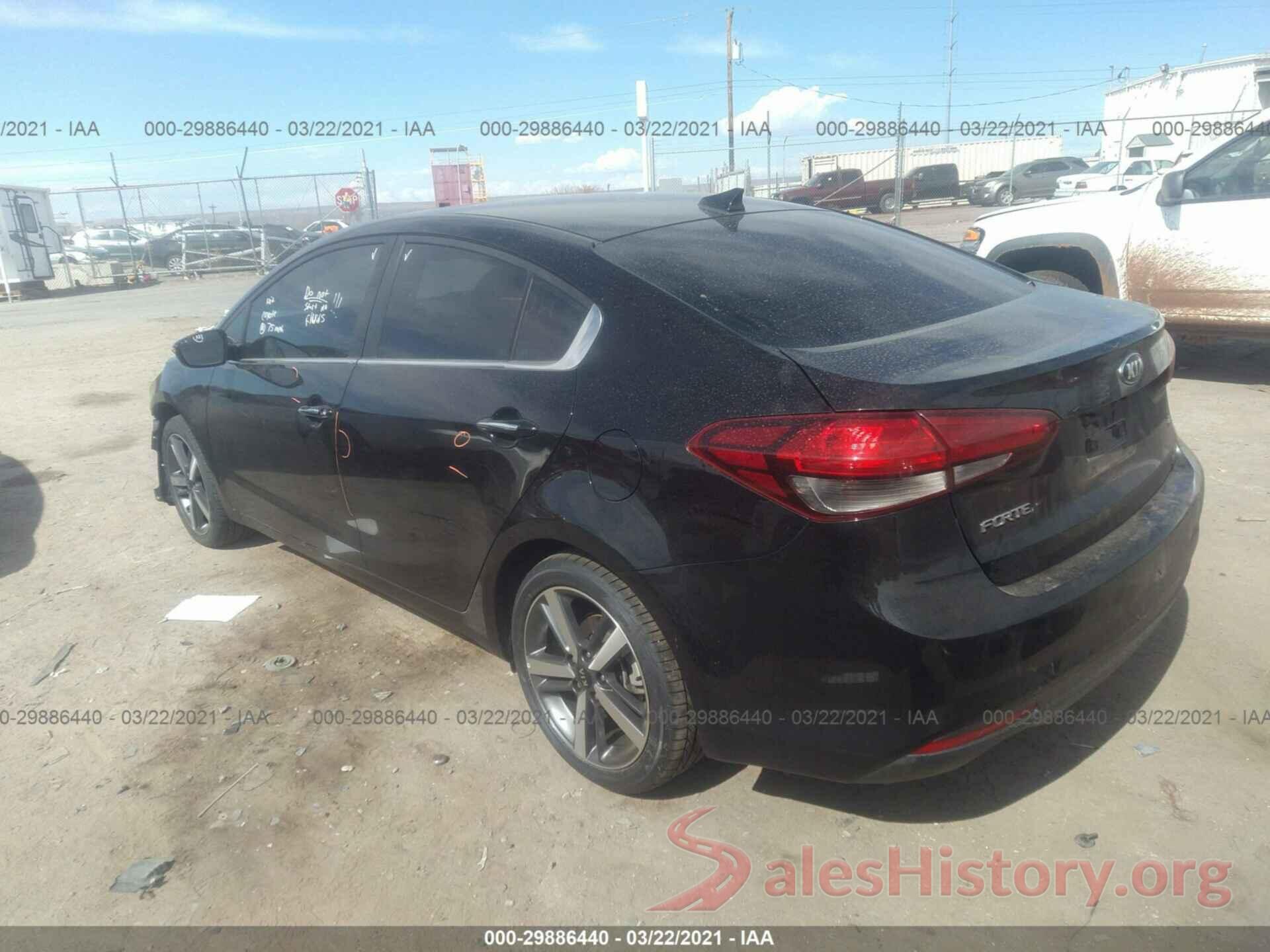 3KPFN4A82JE207960 2018 KIA FORTE