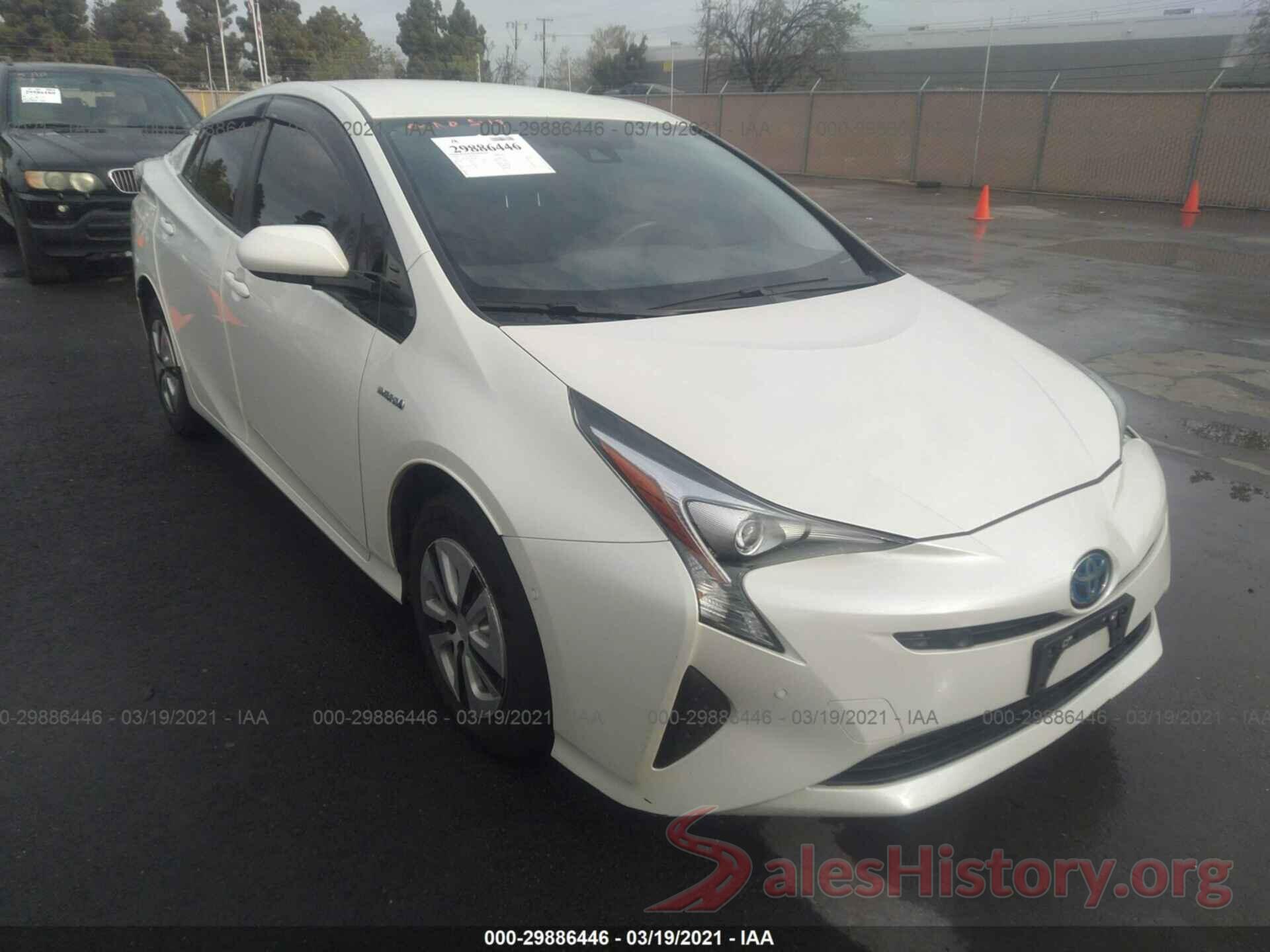 JTDKARFU0J3548133 2018 TOYOTA PRIUS