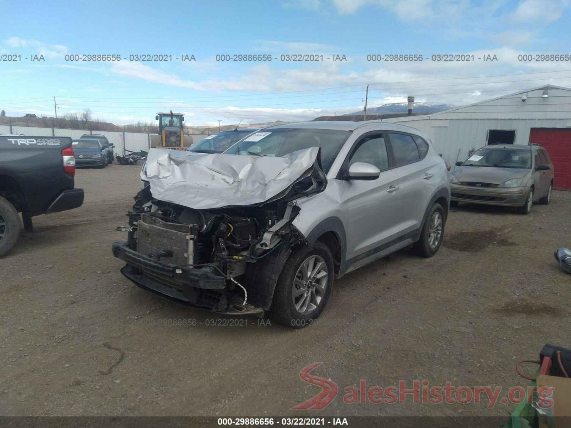 KM8J3CA47HU316848 2017 HYUNDAI TUCSON