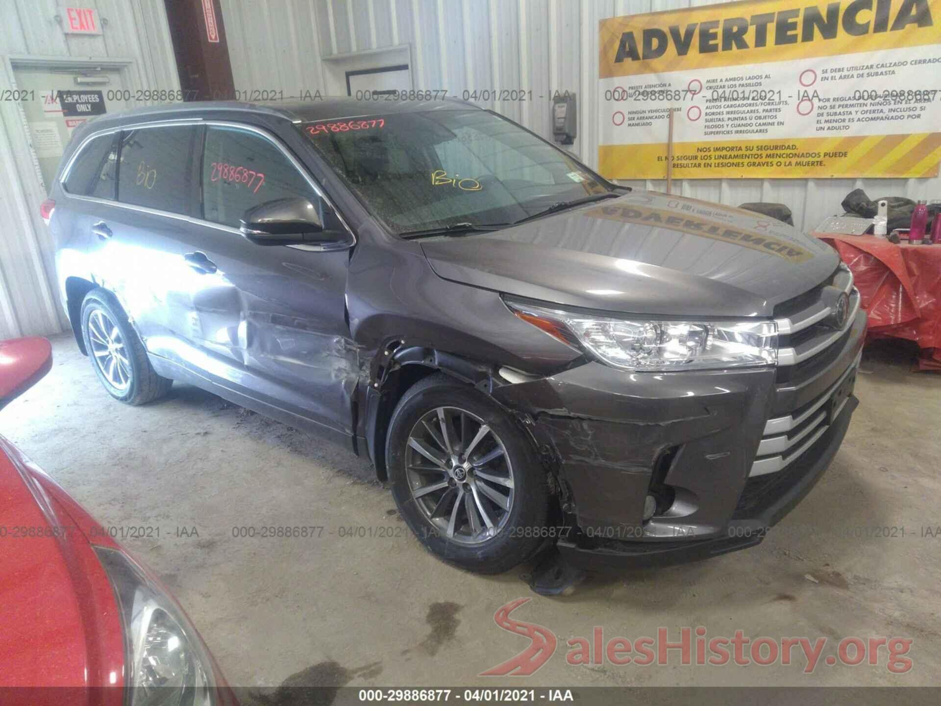 5TDJZRFH3JS530117 2018 TOYOTA HIGHLANDER