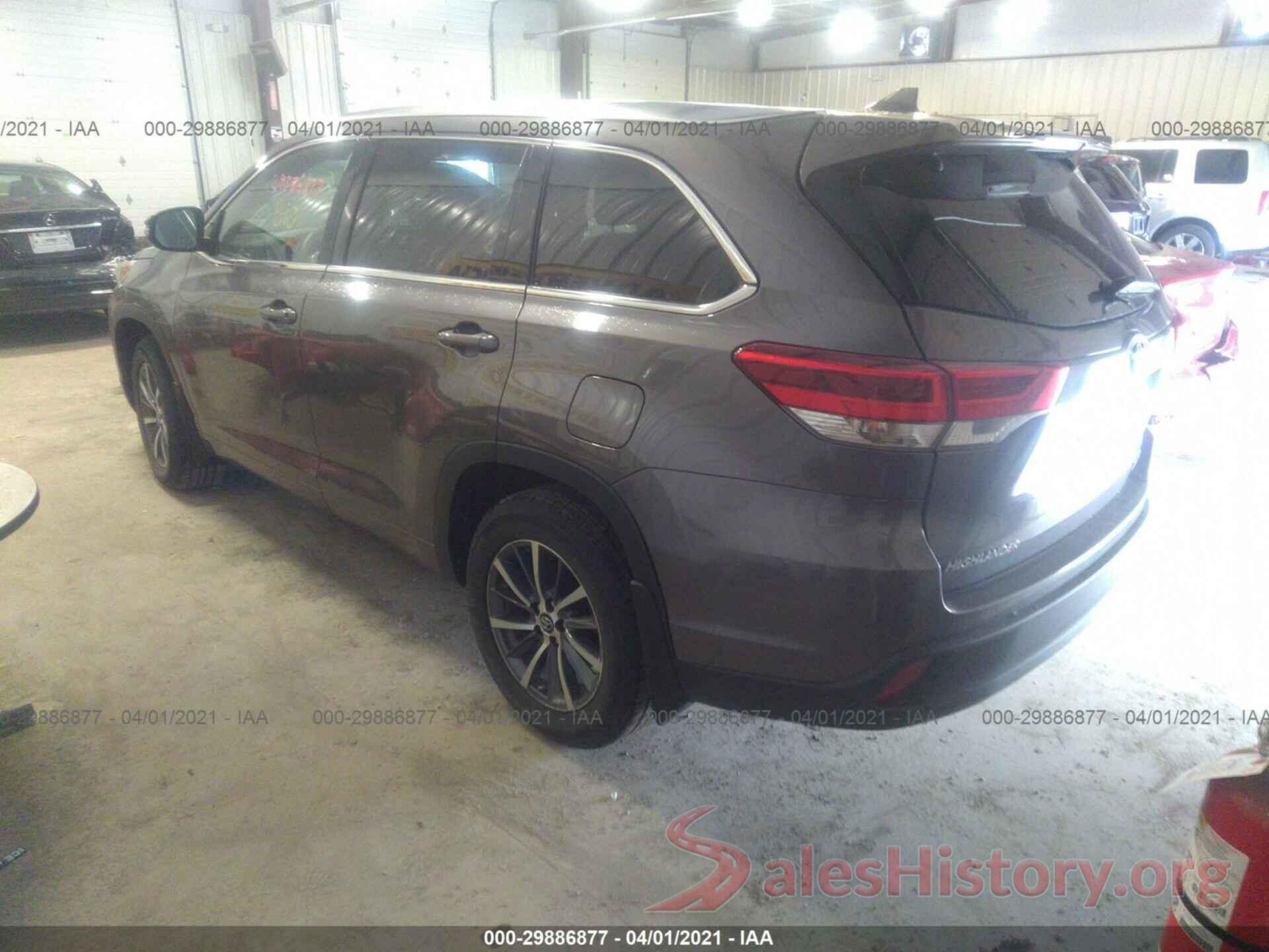 5TDJZRFH3JS530117 2018 TOYOTA HIGHLANDER