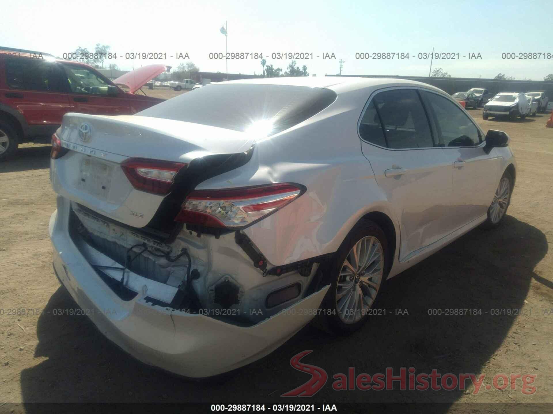 4T1B11HK3JU025501 2018 TOYOTA CAMRY