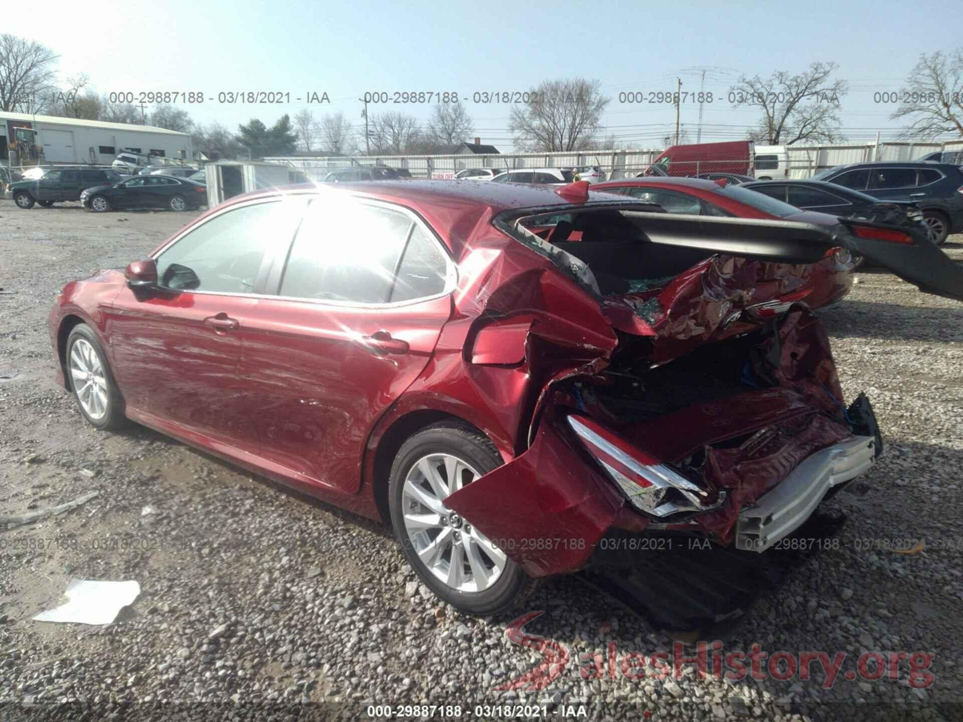 4T1B11HK2JU526850 2018 TOYOTA CAMRY