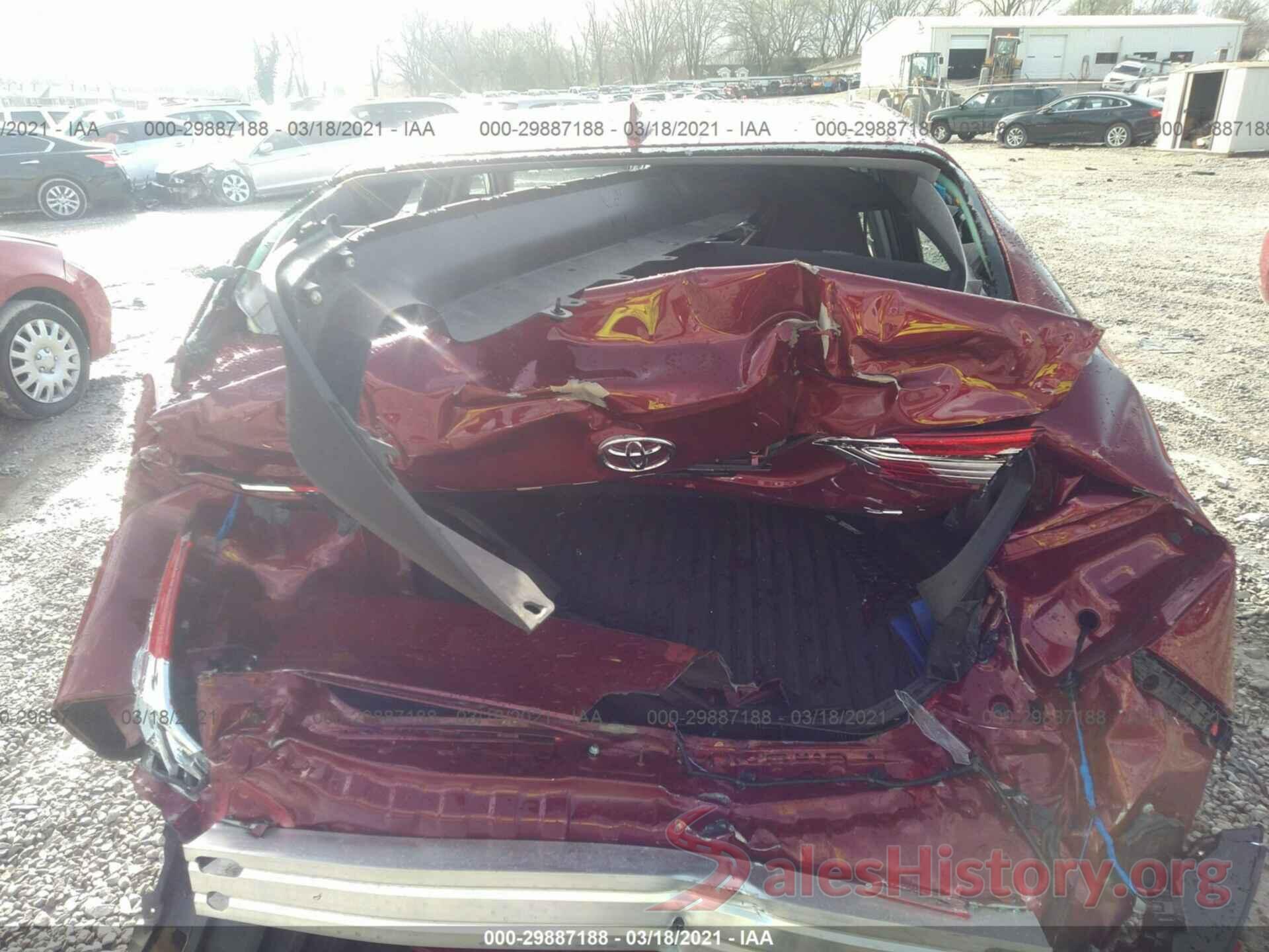 4T1B11HK2JU526850 2018 TOYOTA CAMRY