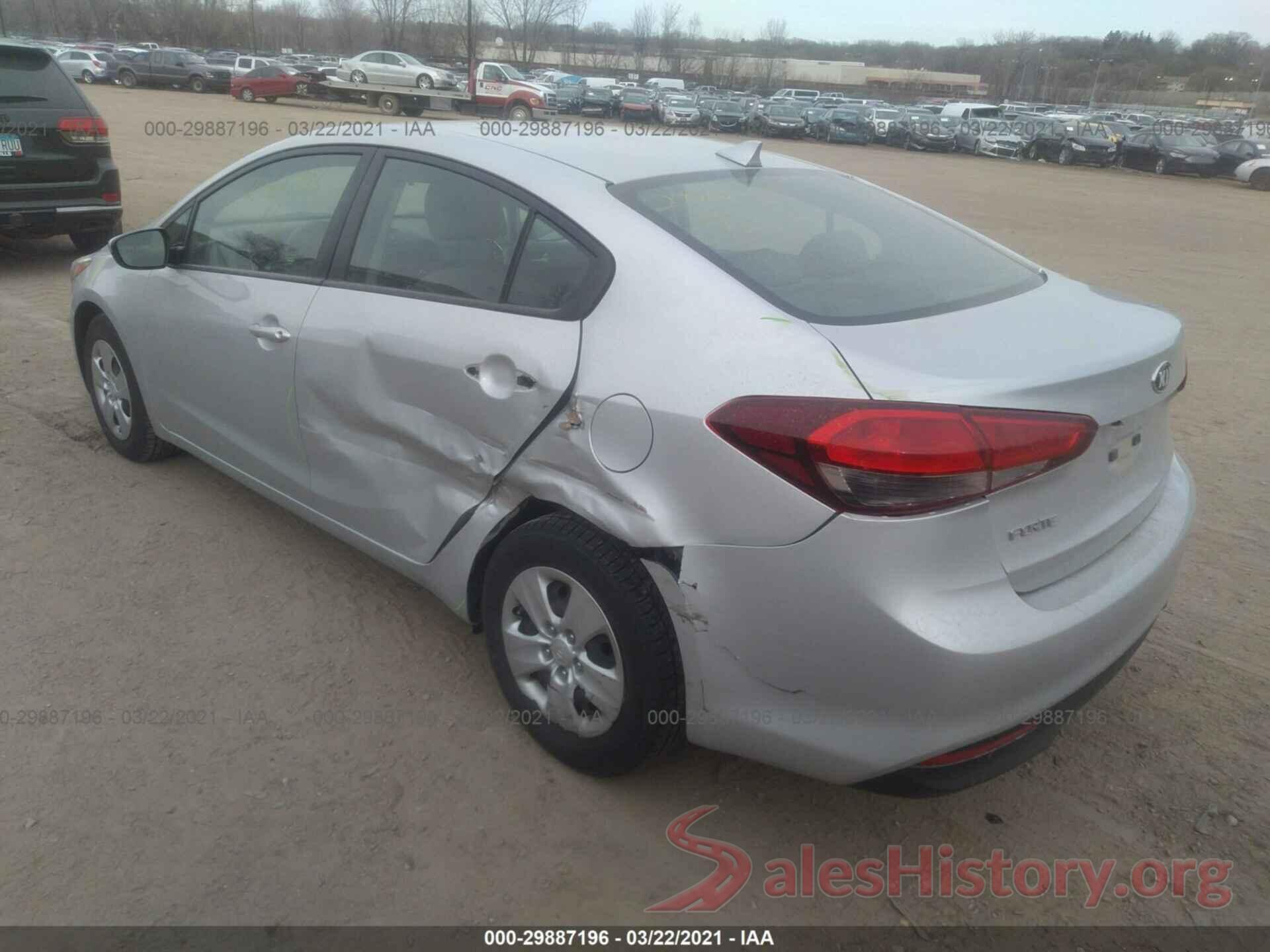 3KPFK4A73HE129165 2017 KIA FORTE