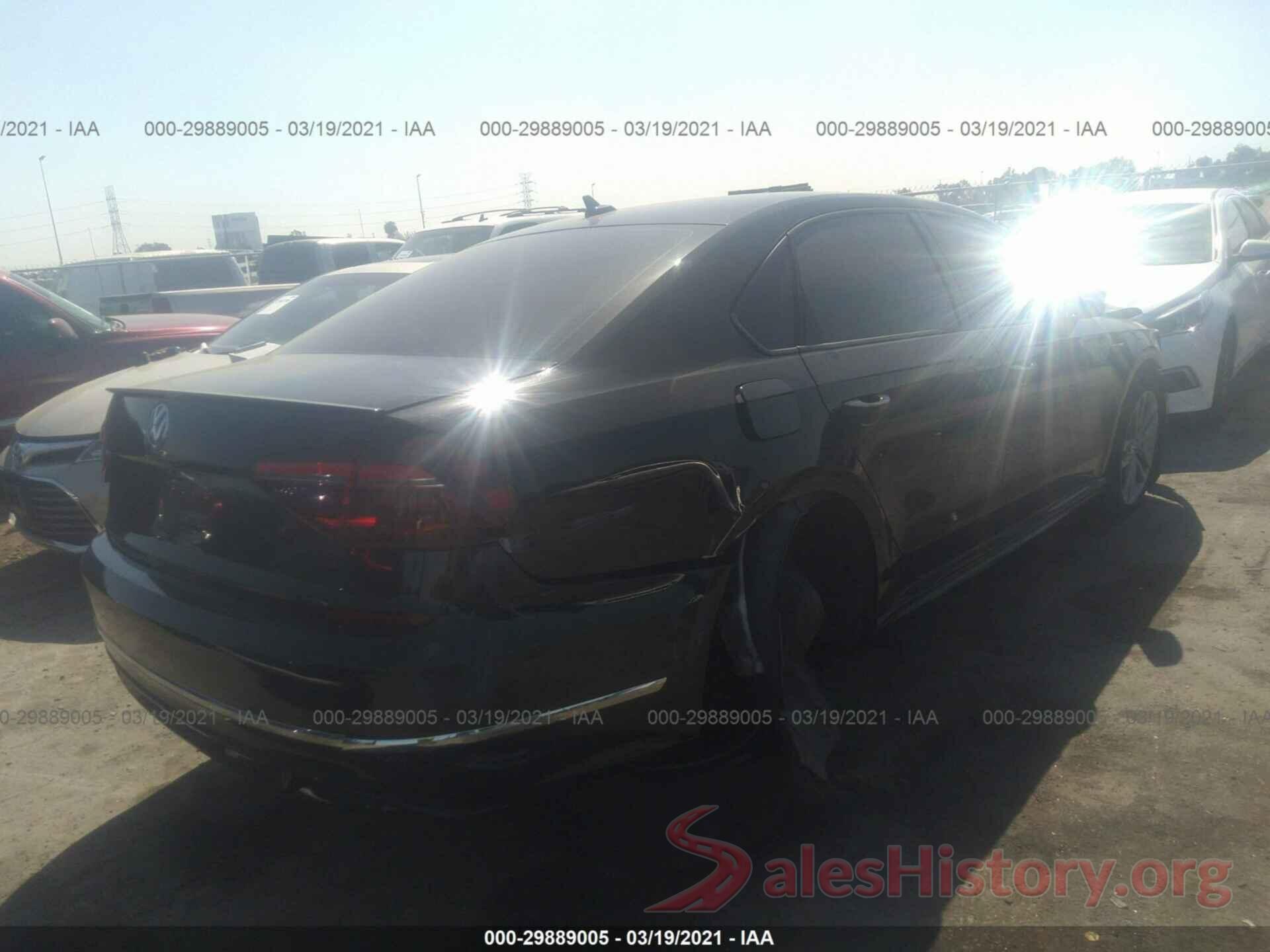 1VWAA7A36JC049428 2018 VOLKSWAGEN PASSAT