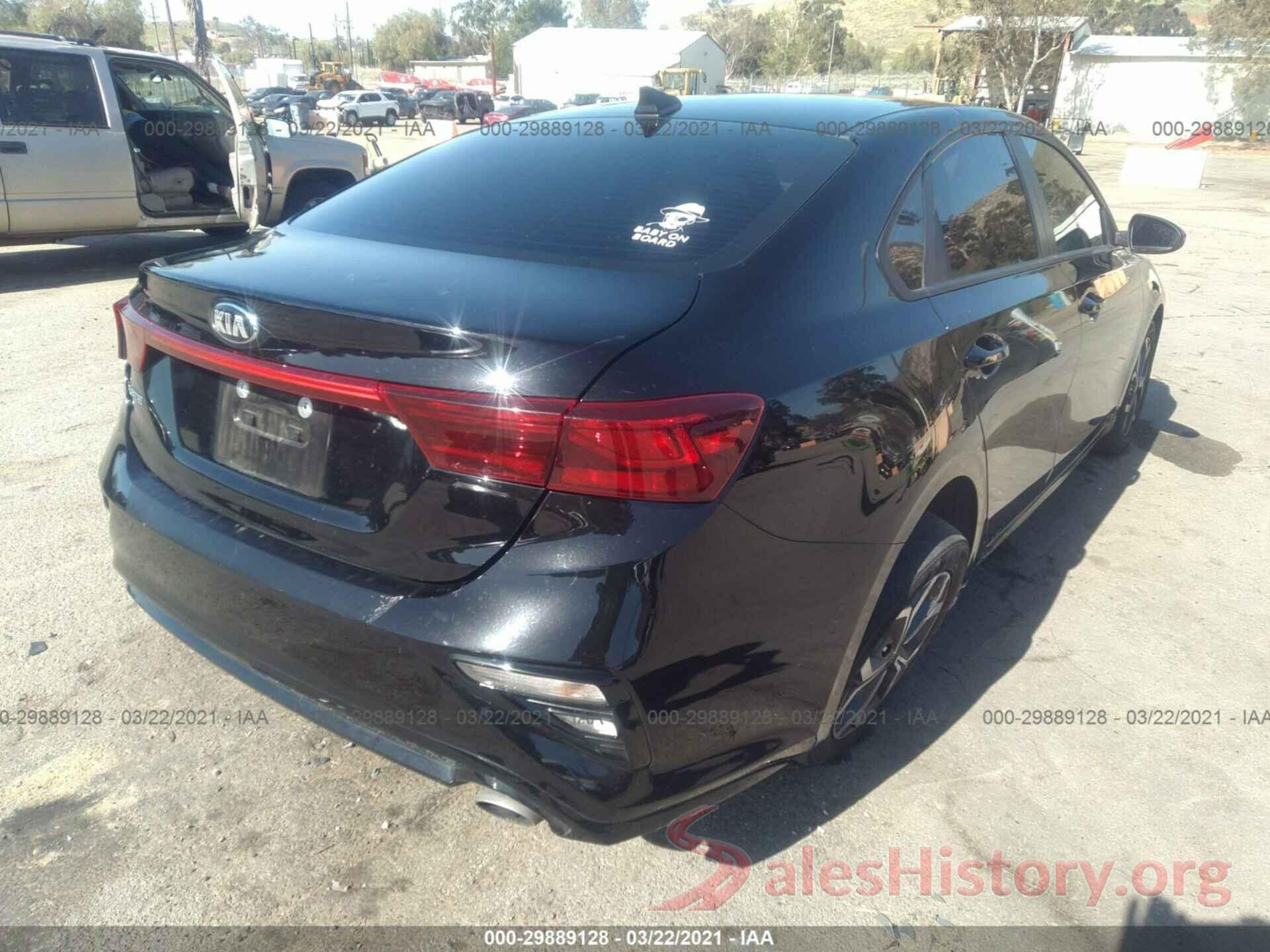 3KPF24AD9KE137641 2019 KIA FORTE