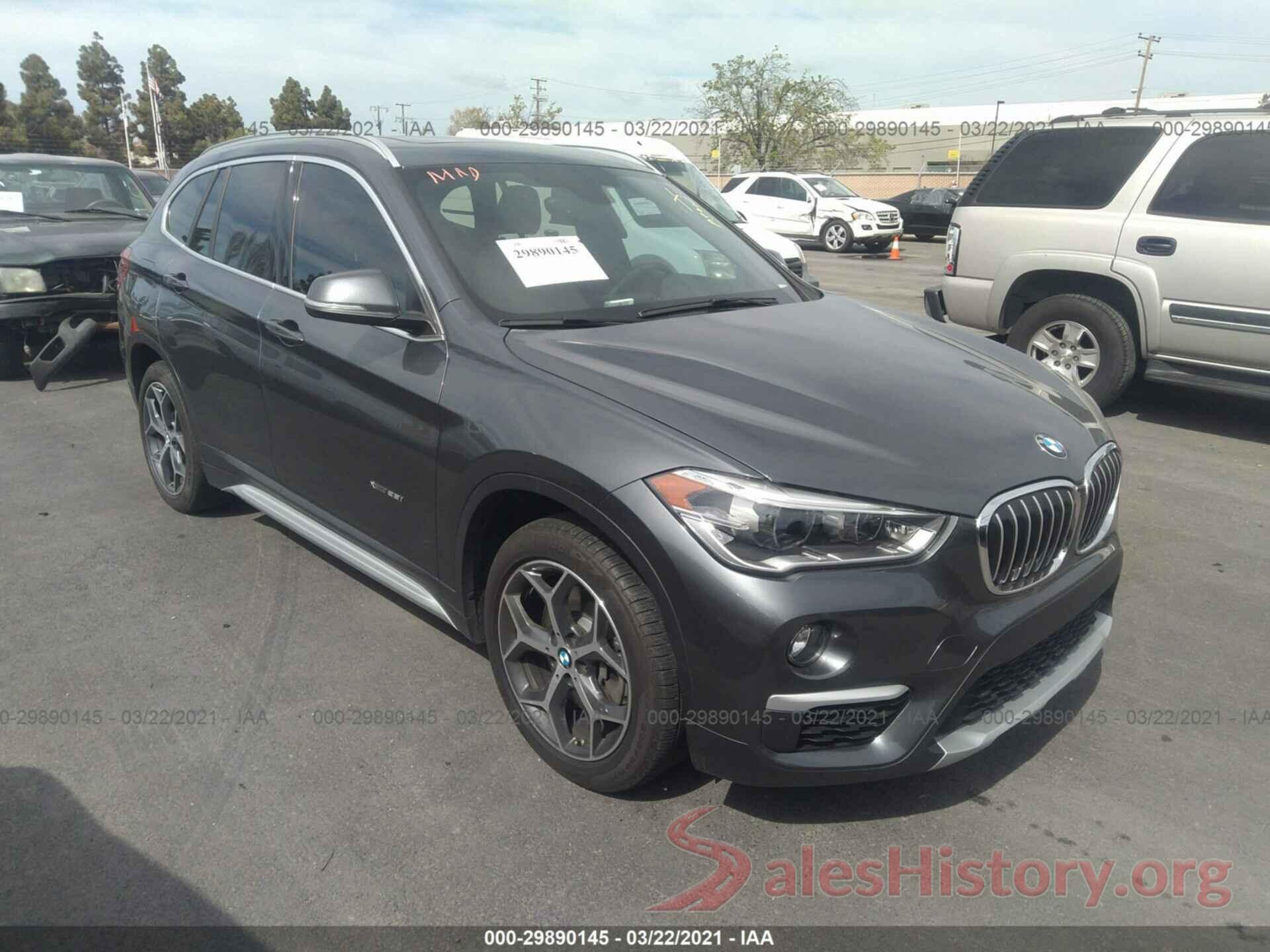 WBXHT3C30J5F88364 2018 BMW X1