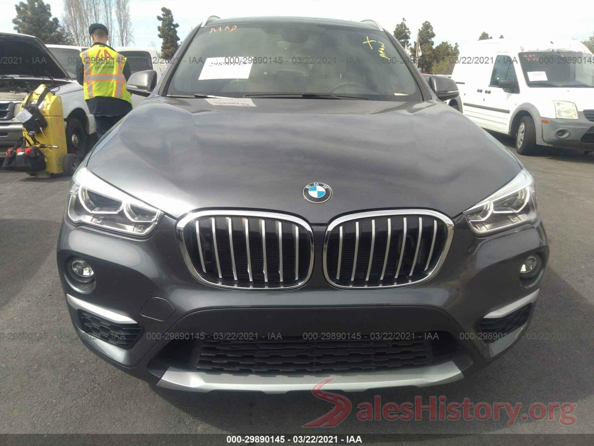 WBXHT3C30J5F88364 2018 BMW X1