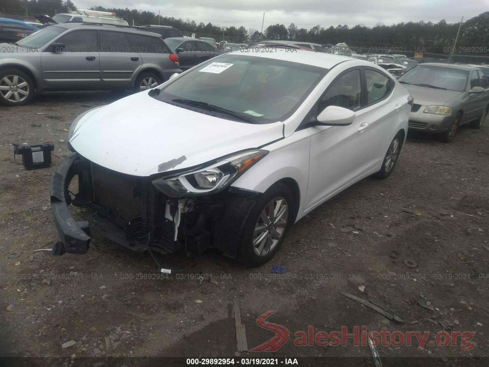 5NPDH4AE3GH729358 2016 HYUNDAI ELANTRA