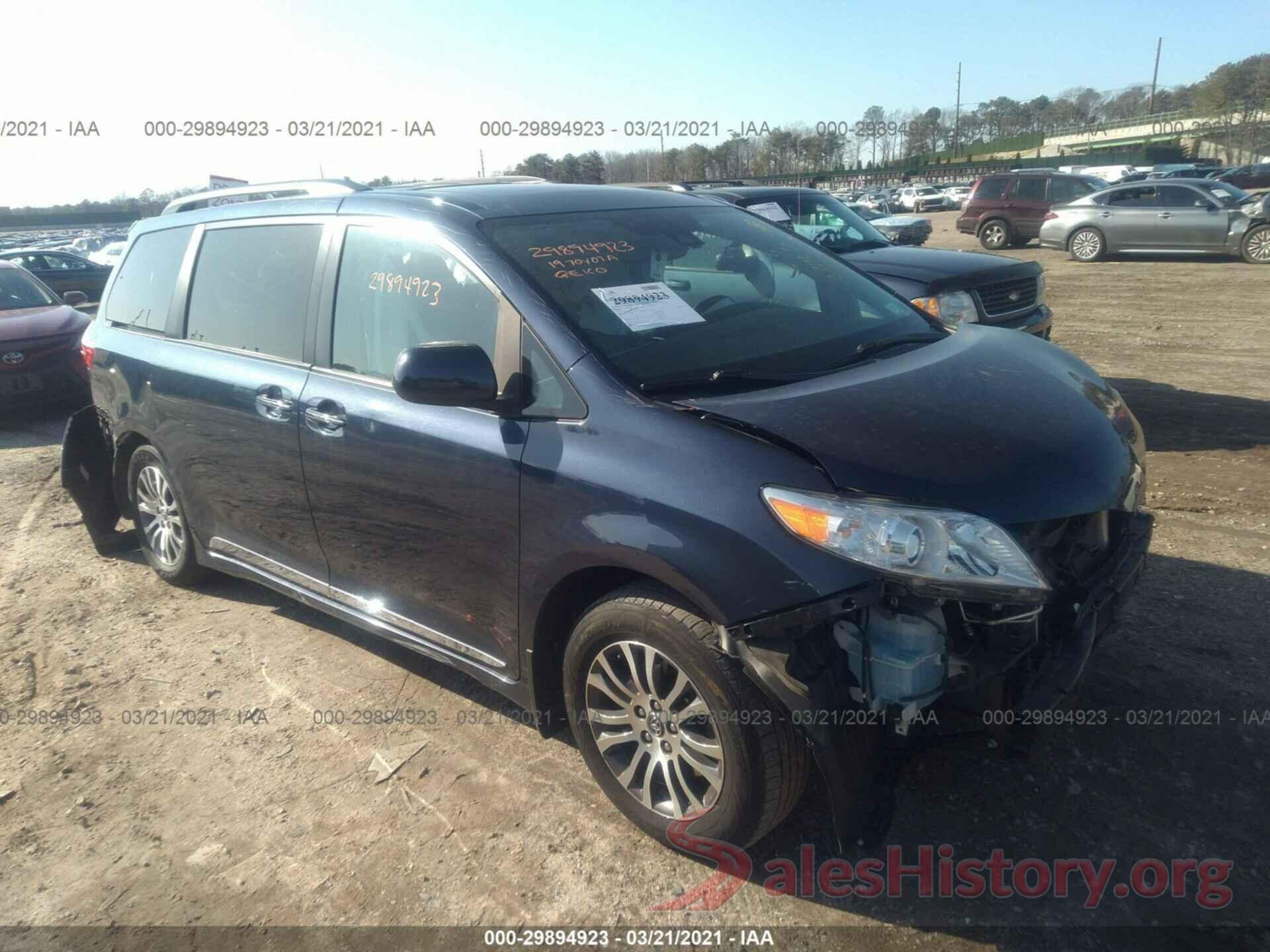 5TDYZ3DC7KS990918 2019 TOYOTA SIENNA