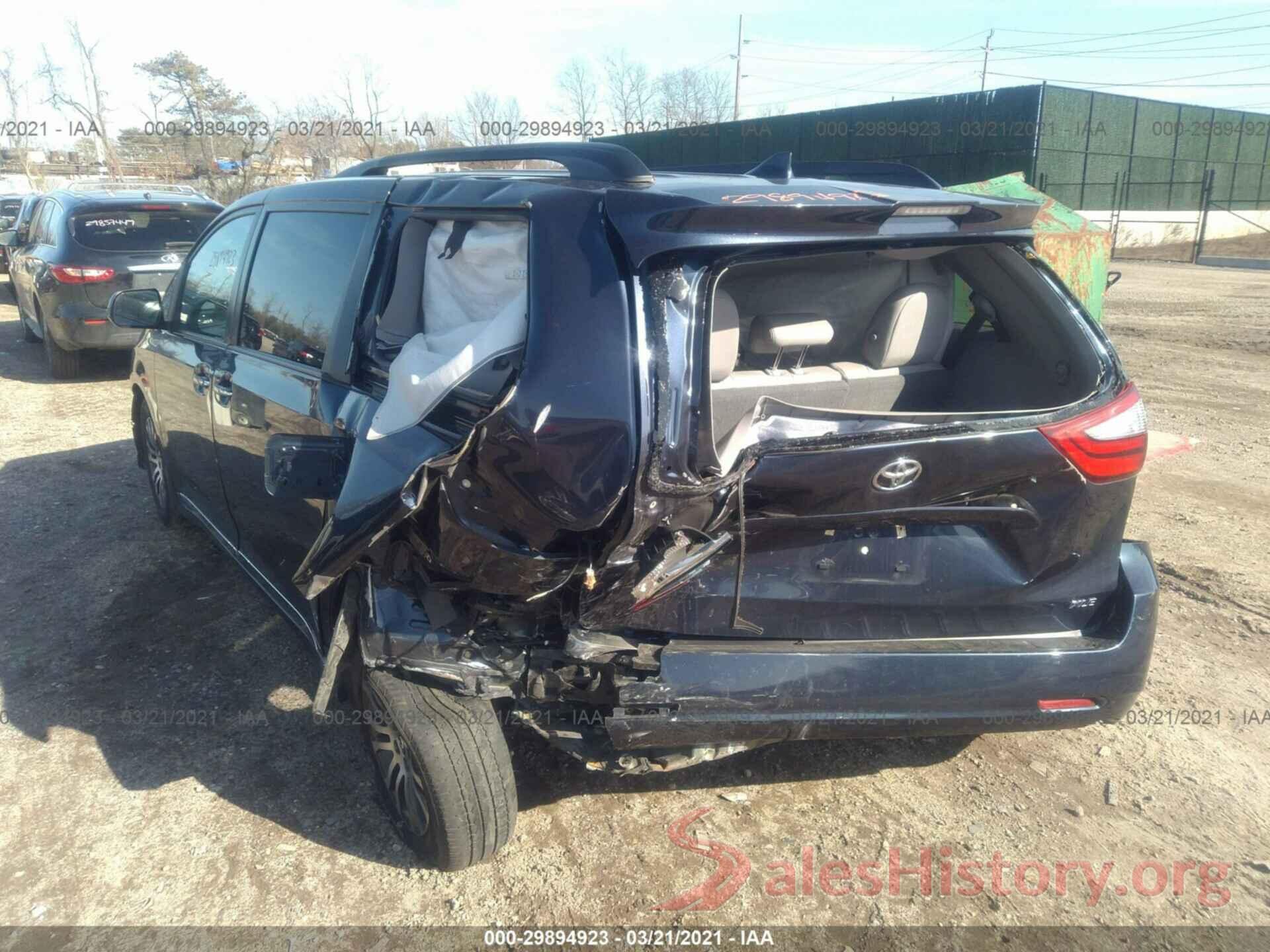 5TDYZ3DC7KS990918 2019 TOYOTA SIENNA