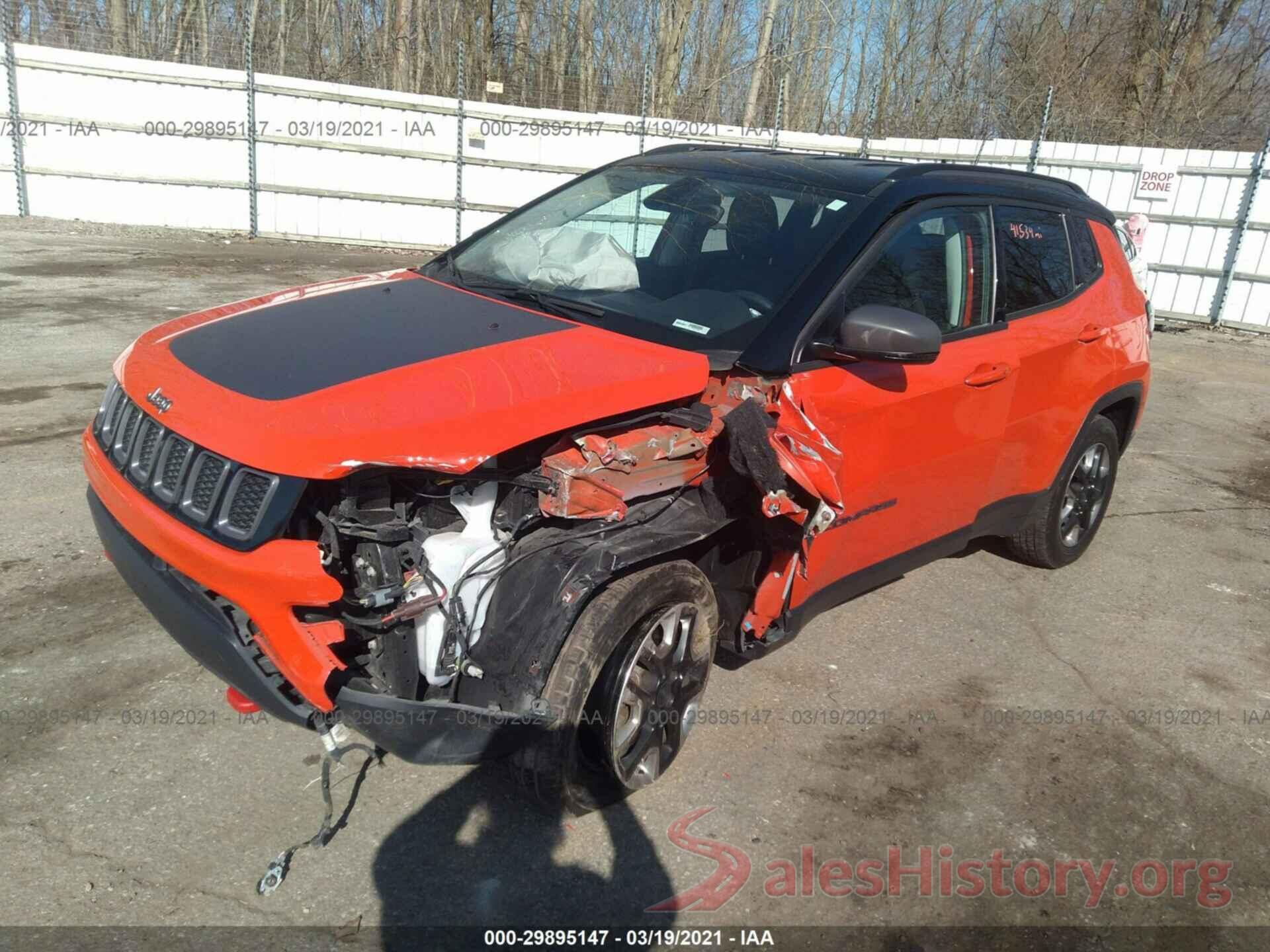 3C4NJDDB0JT163693 2018 JEEP COMPASS