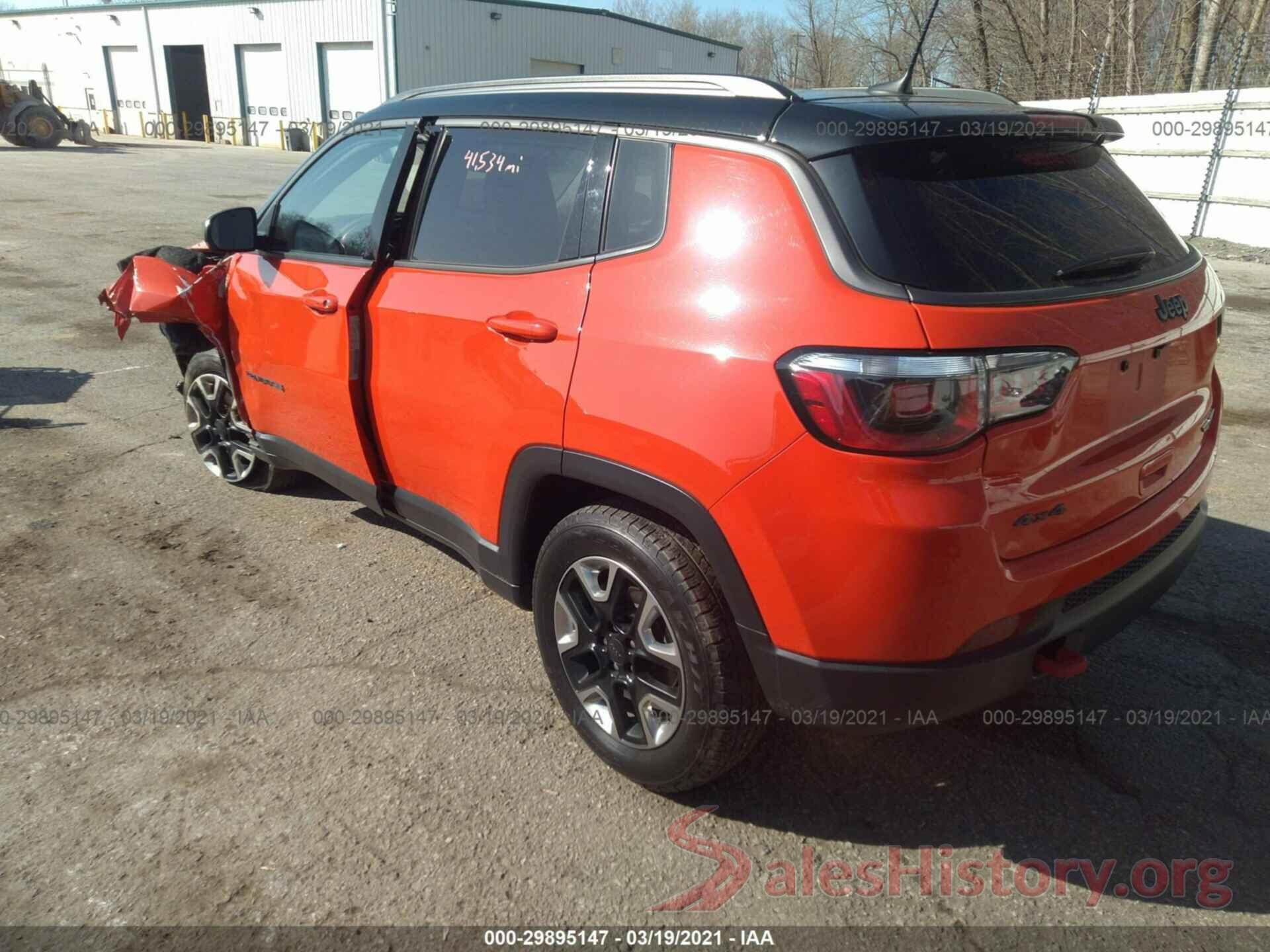 3C4NJDDB0JT163693 2018 JEEP COMPASS