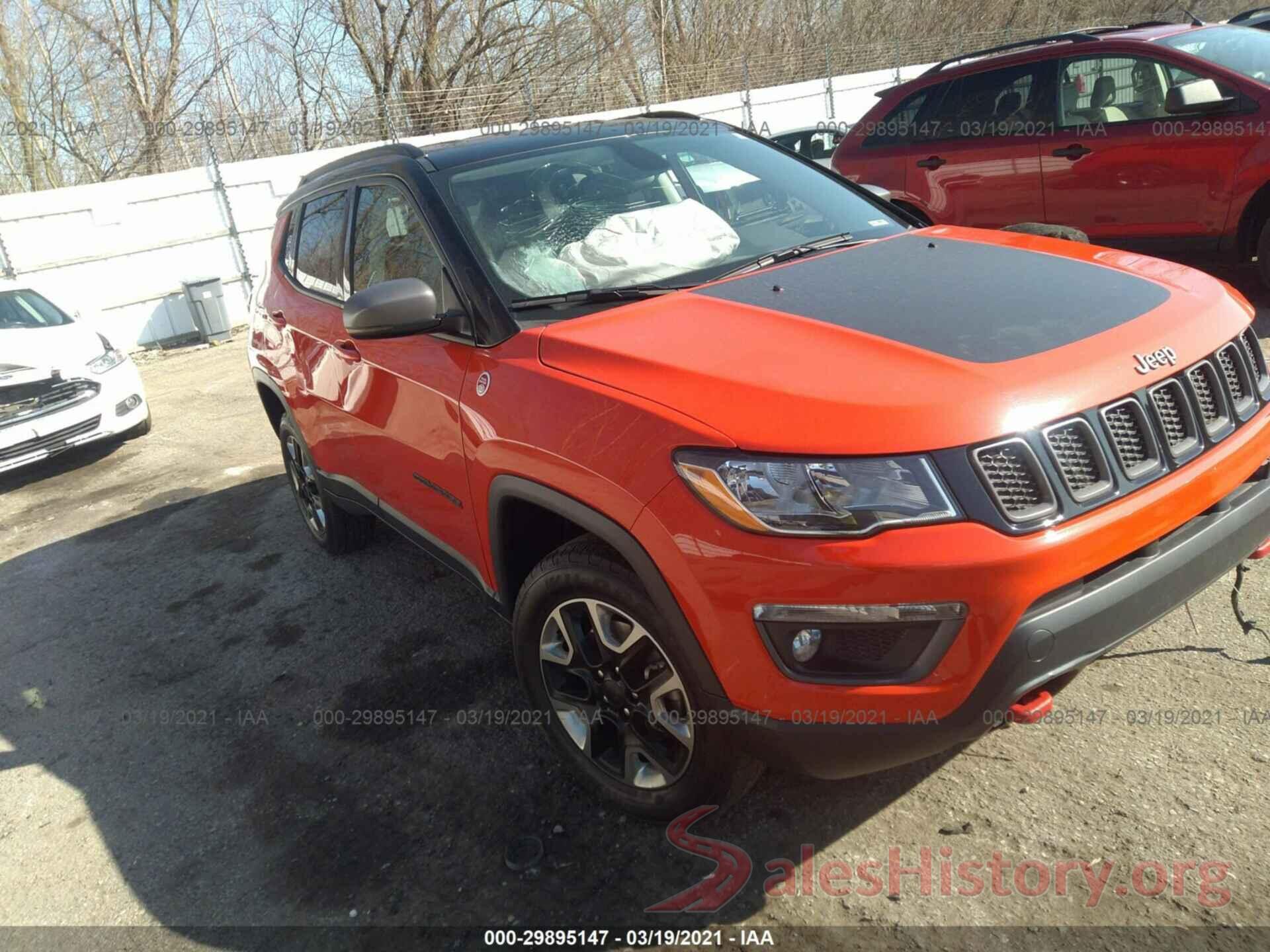 3C4NJDDB0JT163693 2018 JEEP COMPASS