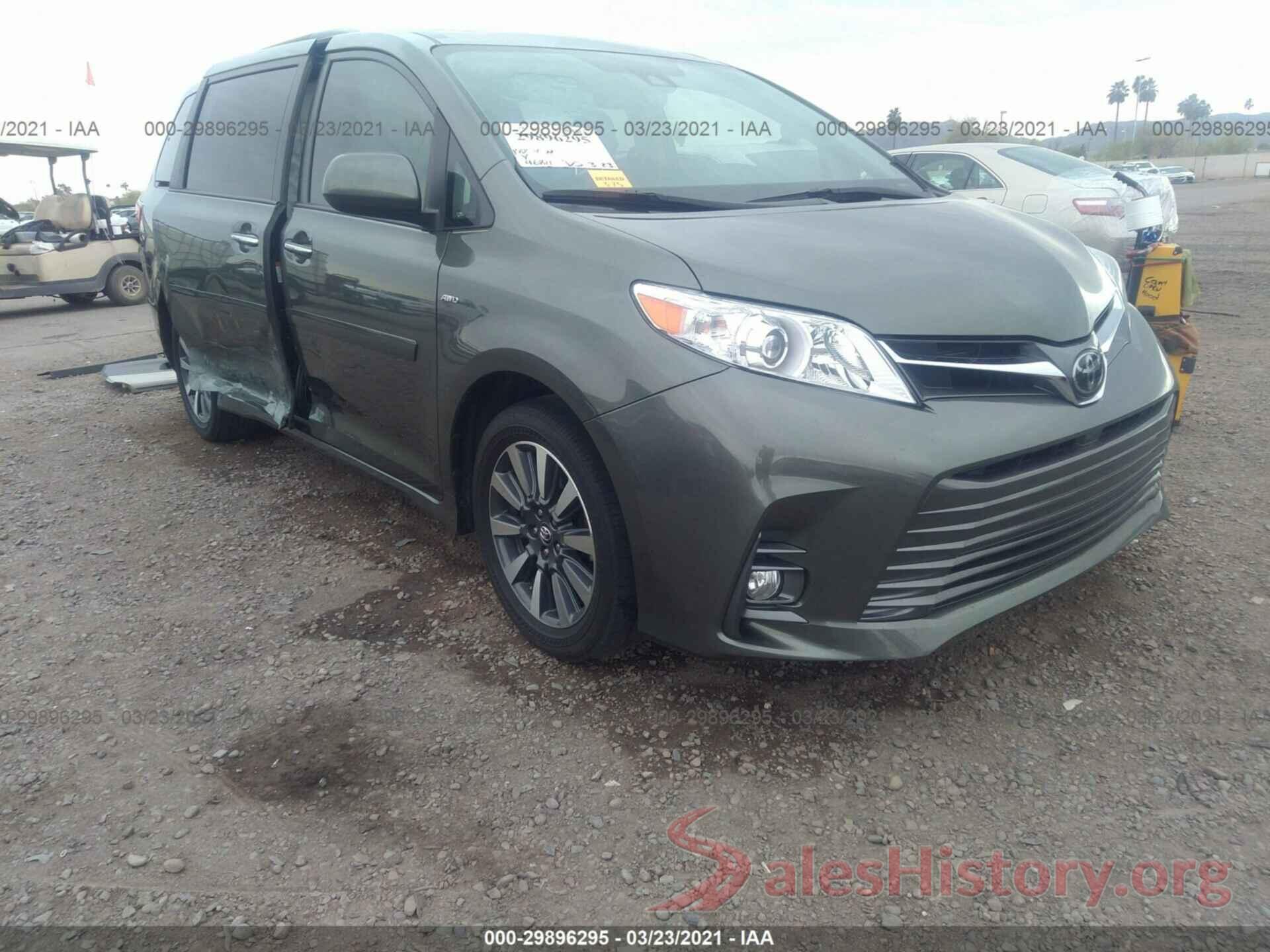 5TDDZ3DC0JS206463 2018 TOYOTA SIENNA