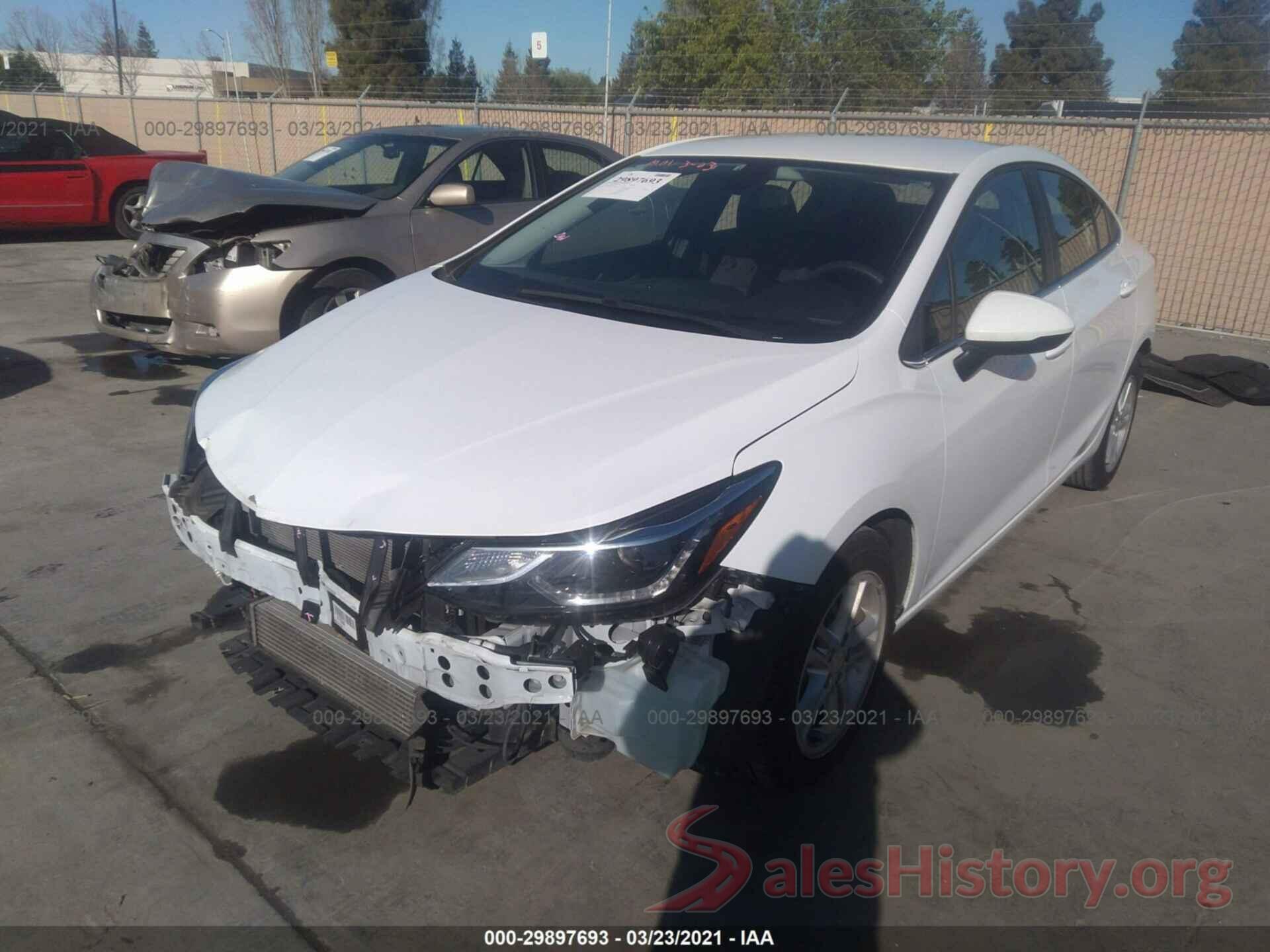 1G1BE5SM9J7192642 2018 CHEVROLET CRUZE