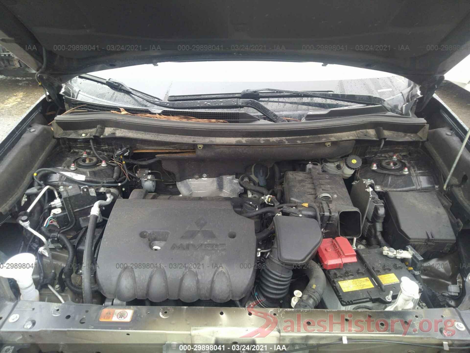 JA4AD3A32JZ069119 2018 MITSUBISHI OUTLANDER