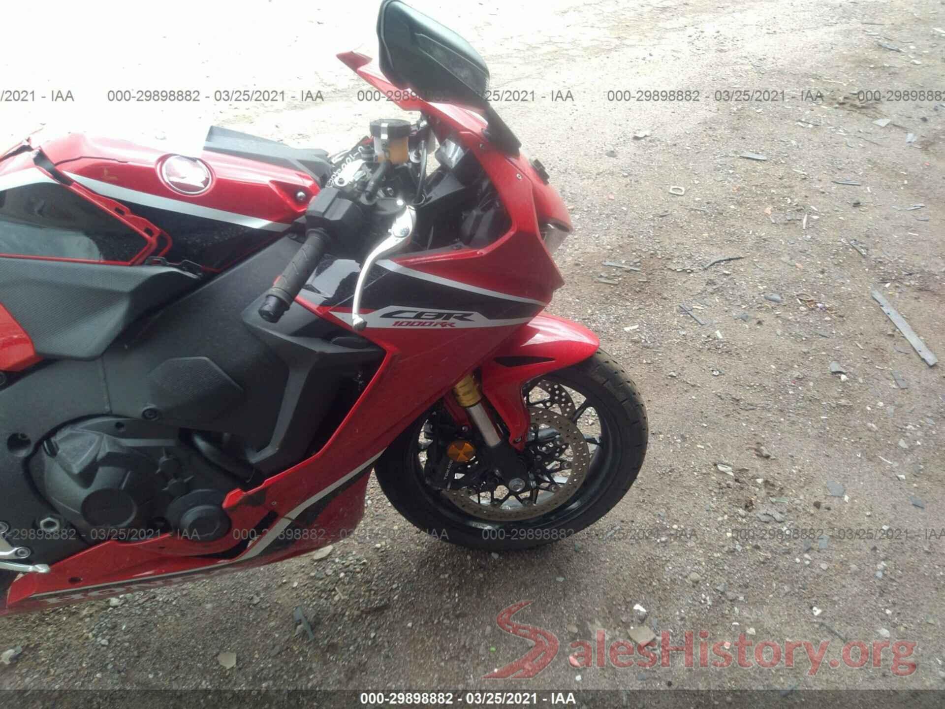 JH2SC7716JK100396 2018 HONDA CBR1000