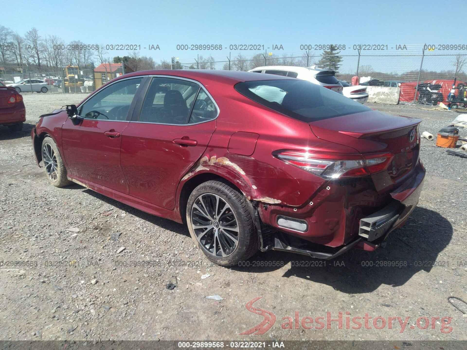 4T1B11HK8JU647754 2018 TOYOTA CAMRY