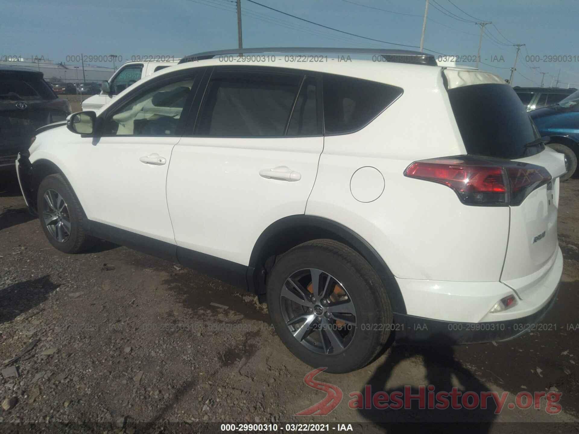 JTMRFREV7HJ114792 2017 TOYOTA RAV4