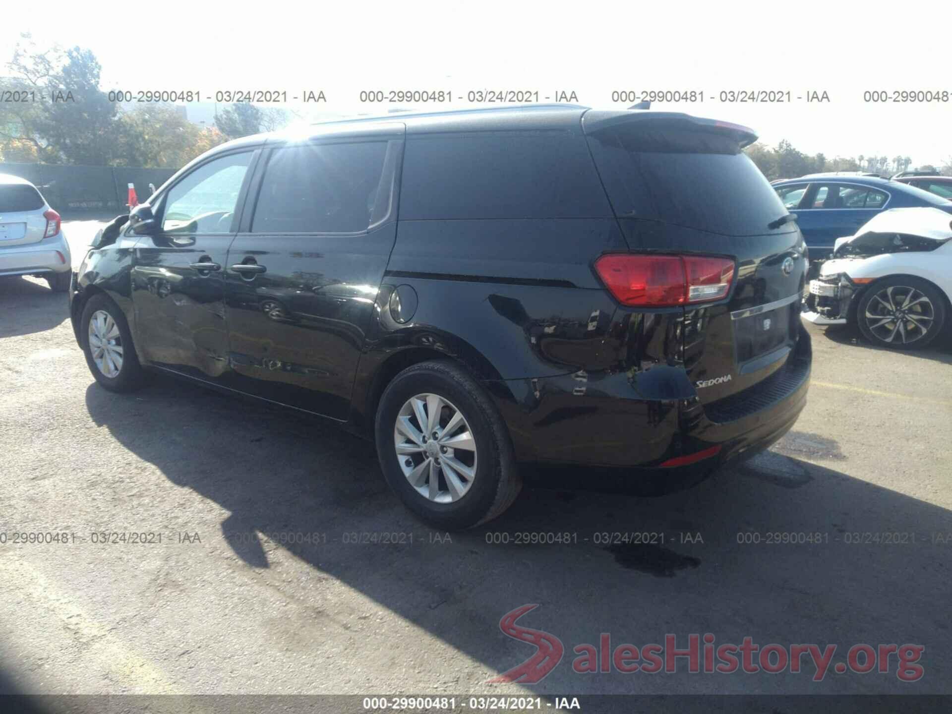 KNDMB5C15H6267124 2017 KIA SEDONA