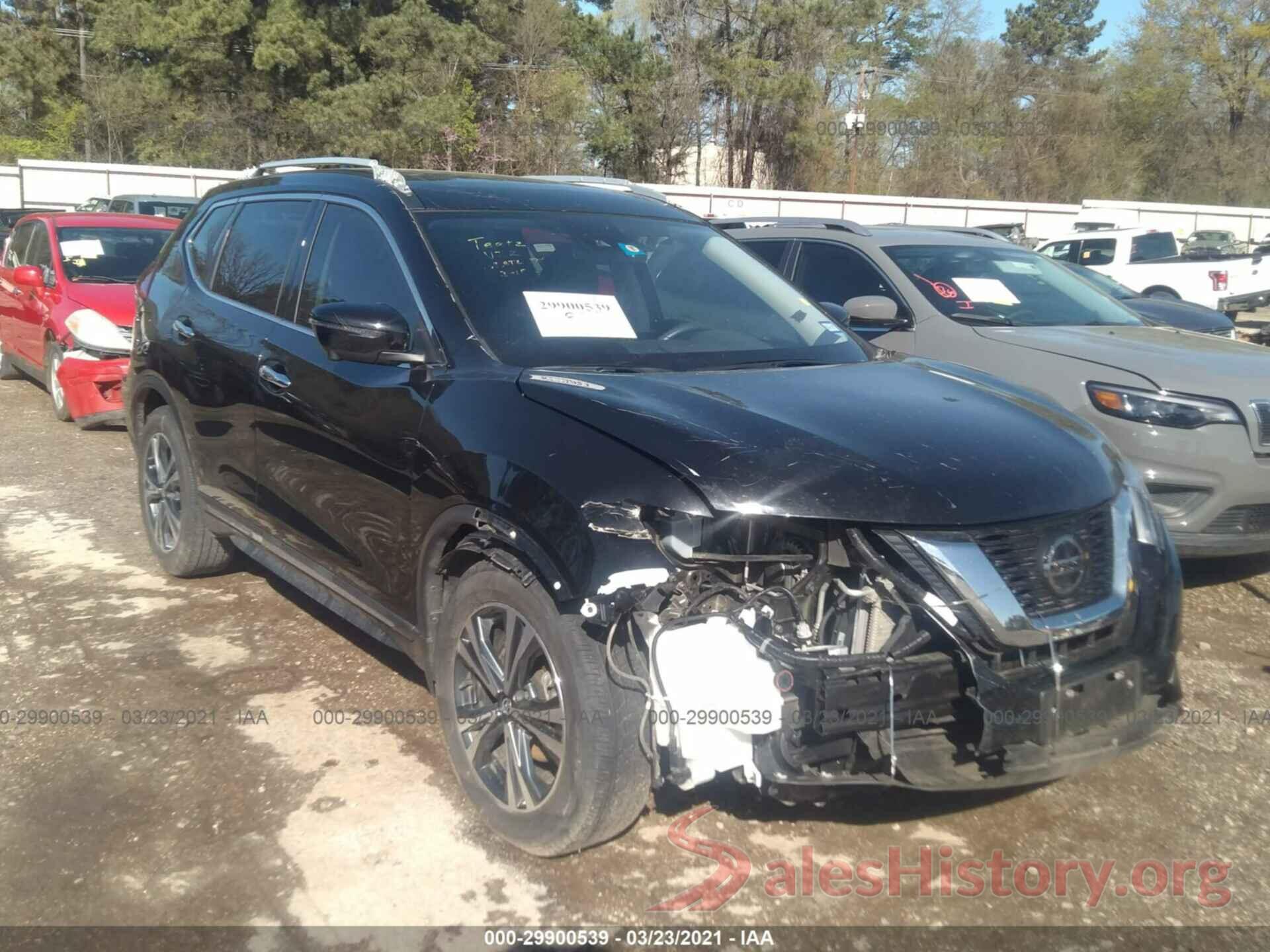 5N1AT2MT0JC758900 2018 NISSAN ROGUE