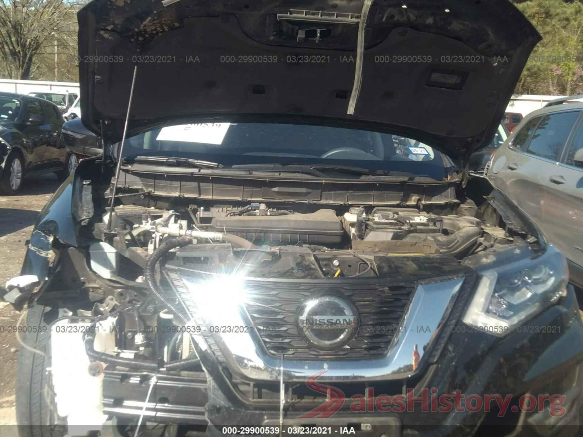 5N1AT2MT0JC758900 2018 NISSAN ROGUE