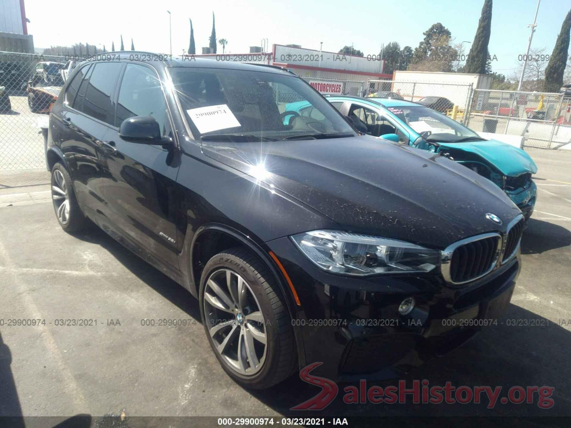 5UXKR2C58J0Z21156 2018 BMW X5