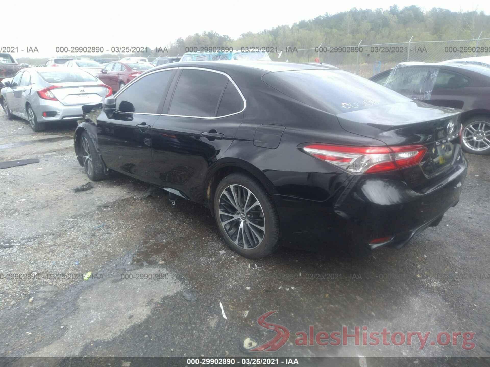 4T1B11HK4JU120505 2018 TOYOTA CAMRY