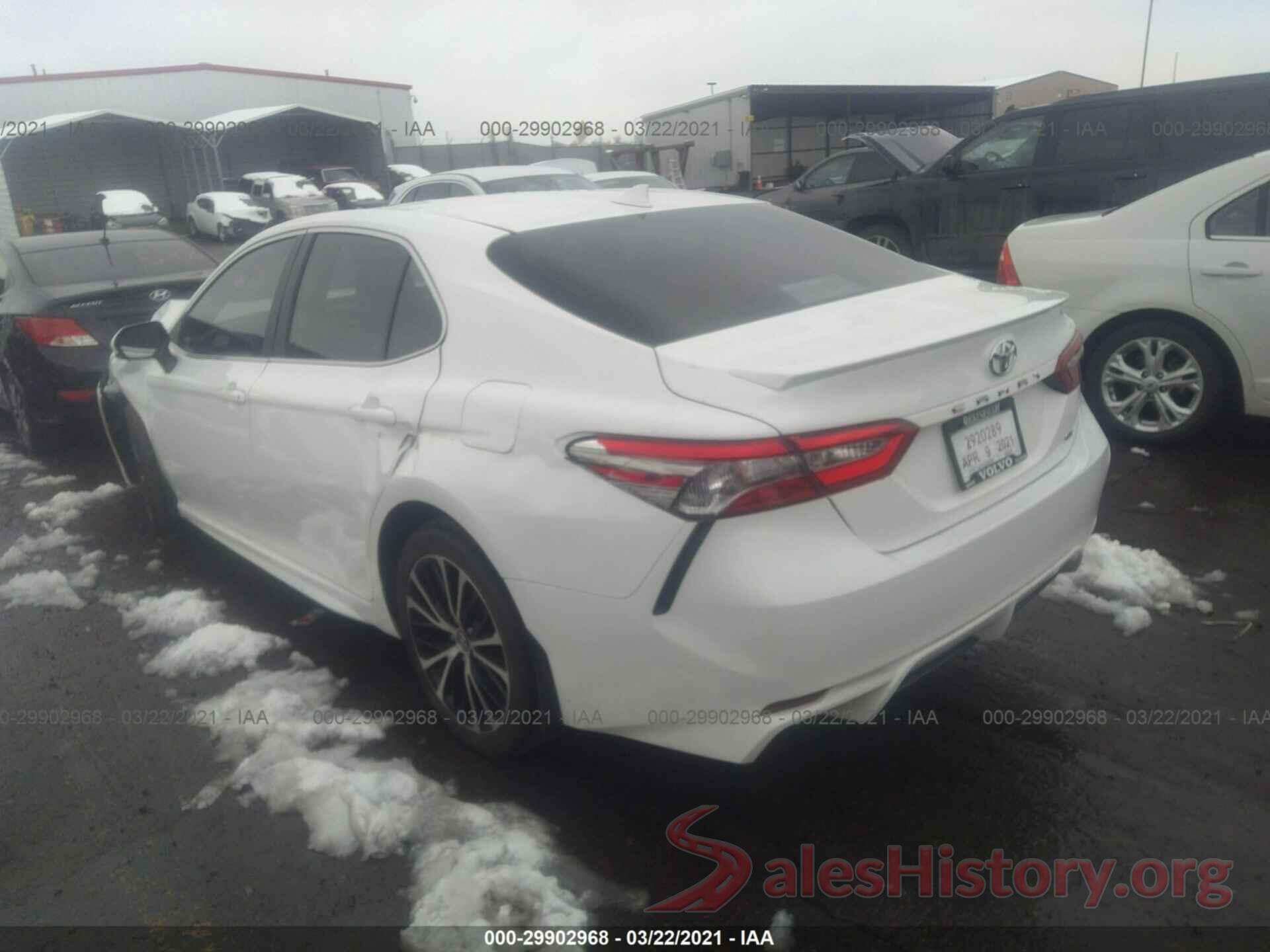 4T1B11HK1KU690298 2019 TOYOTA CAMRY