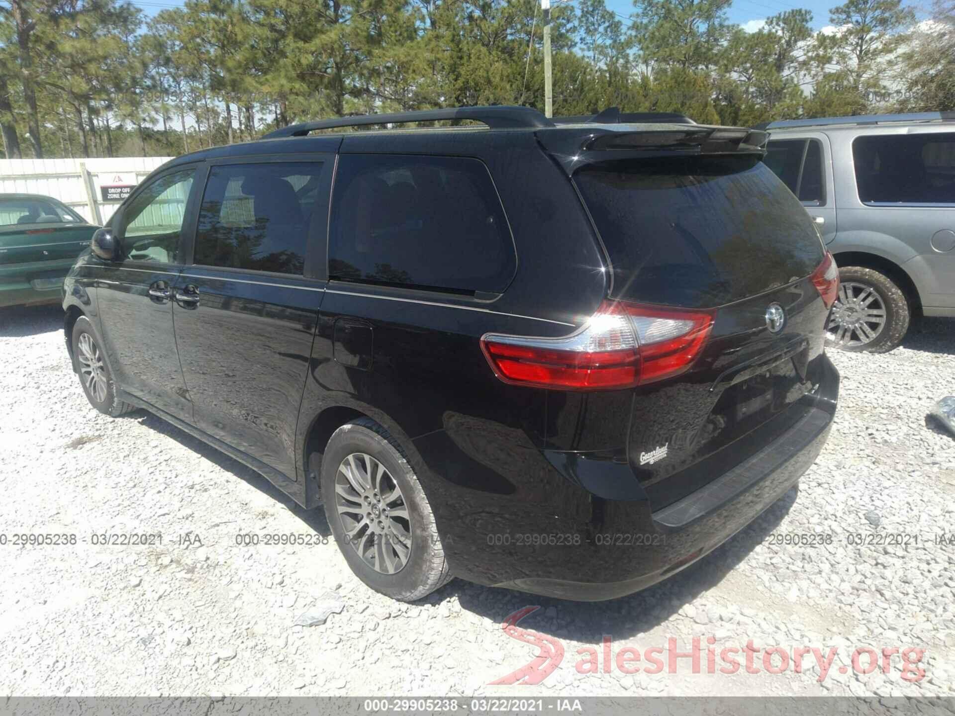 5TDYZ3DC1KS974892 2019 TOYOTA SIENNA