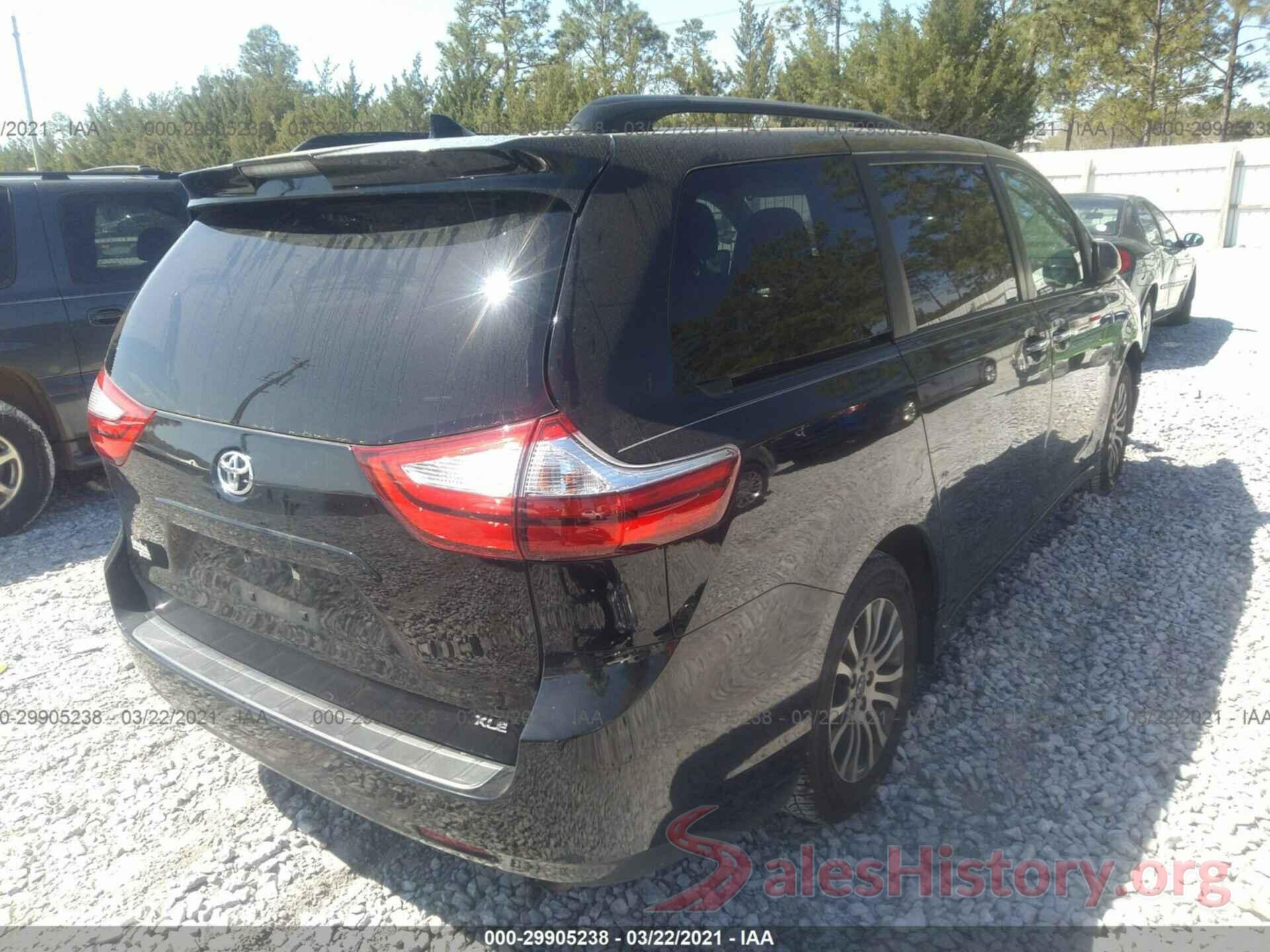 5TDYZ3DC1KS974892 2019 TOYOTA SIENNA