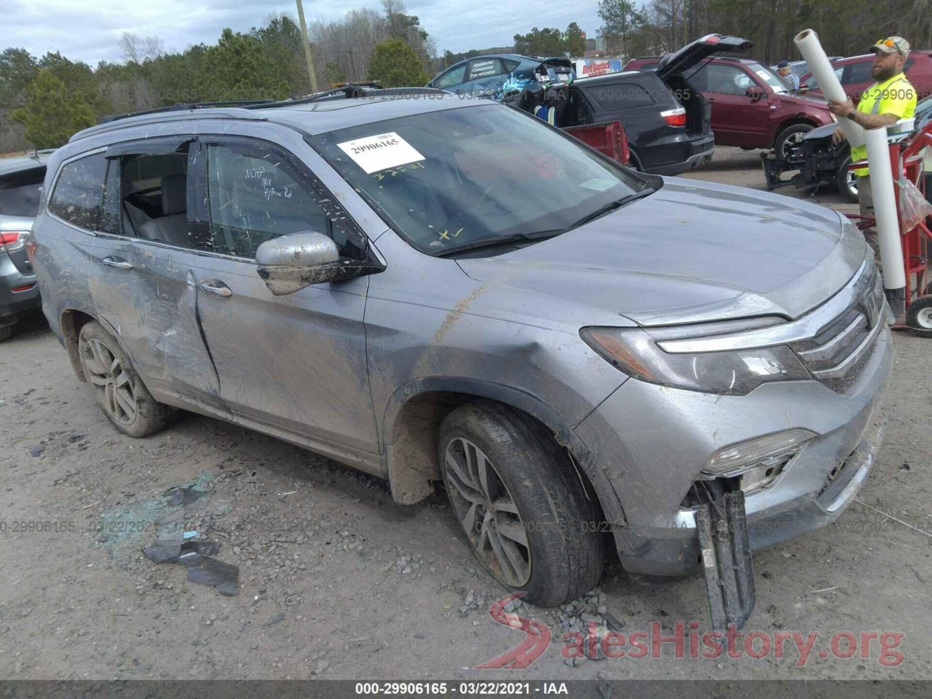 5FNYF6H96HB050972 2017 HONDA PILOT